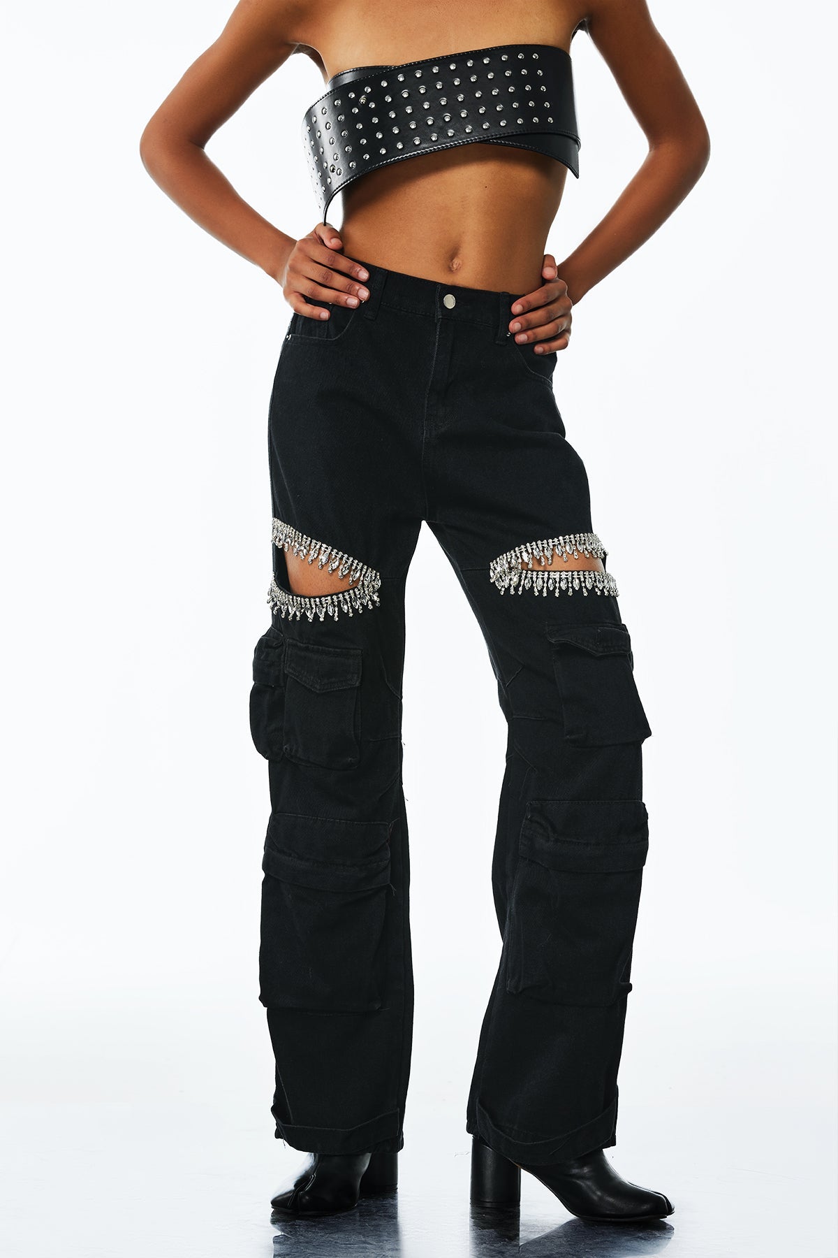 Ahava Diamond Cutout Cargo Jeans In Black