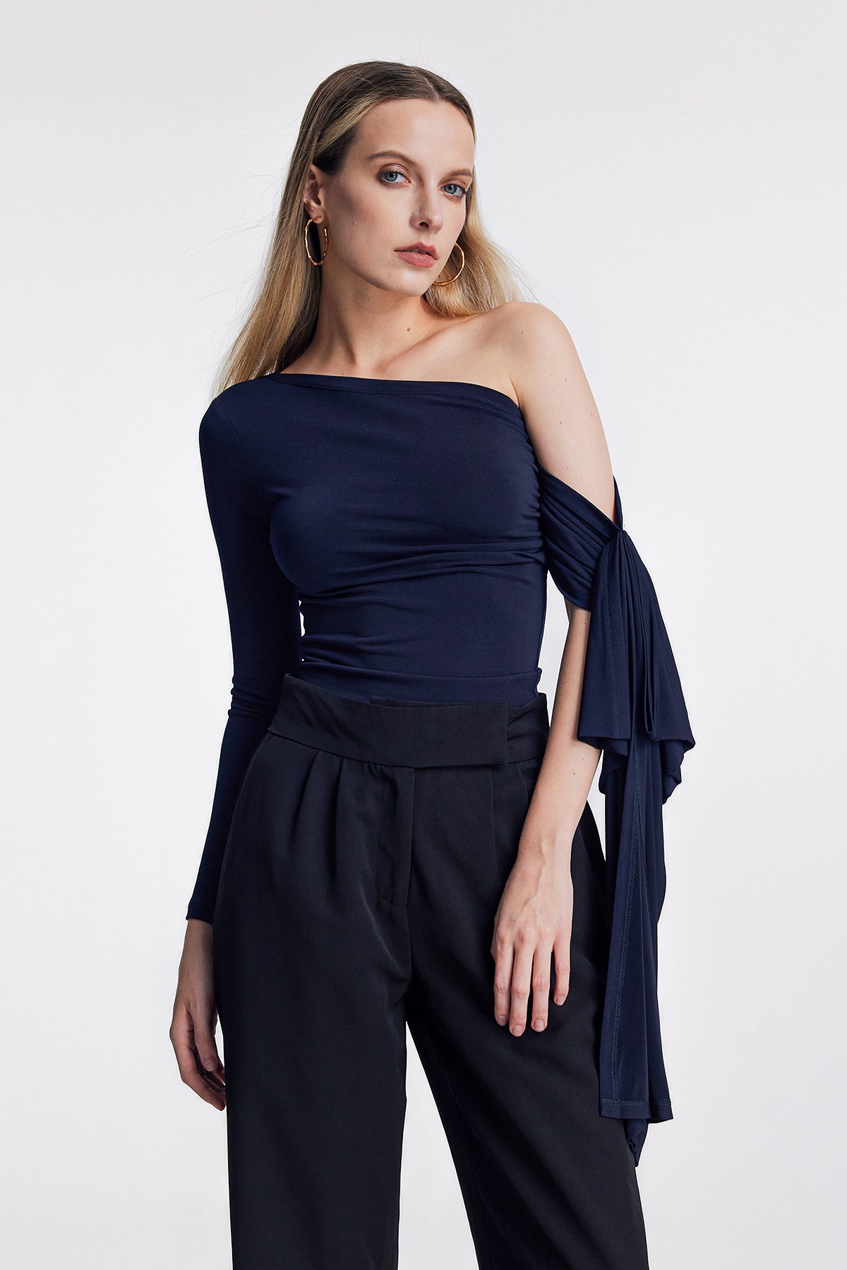 Abia Asymmetric One Shouder Ruch Lace Up Top