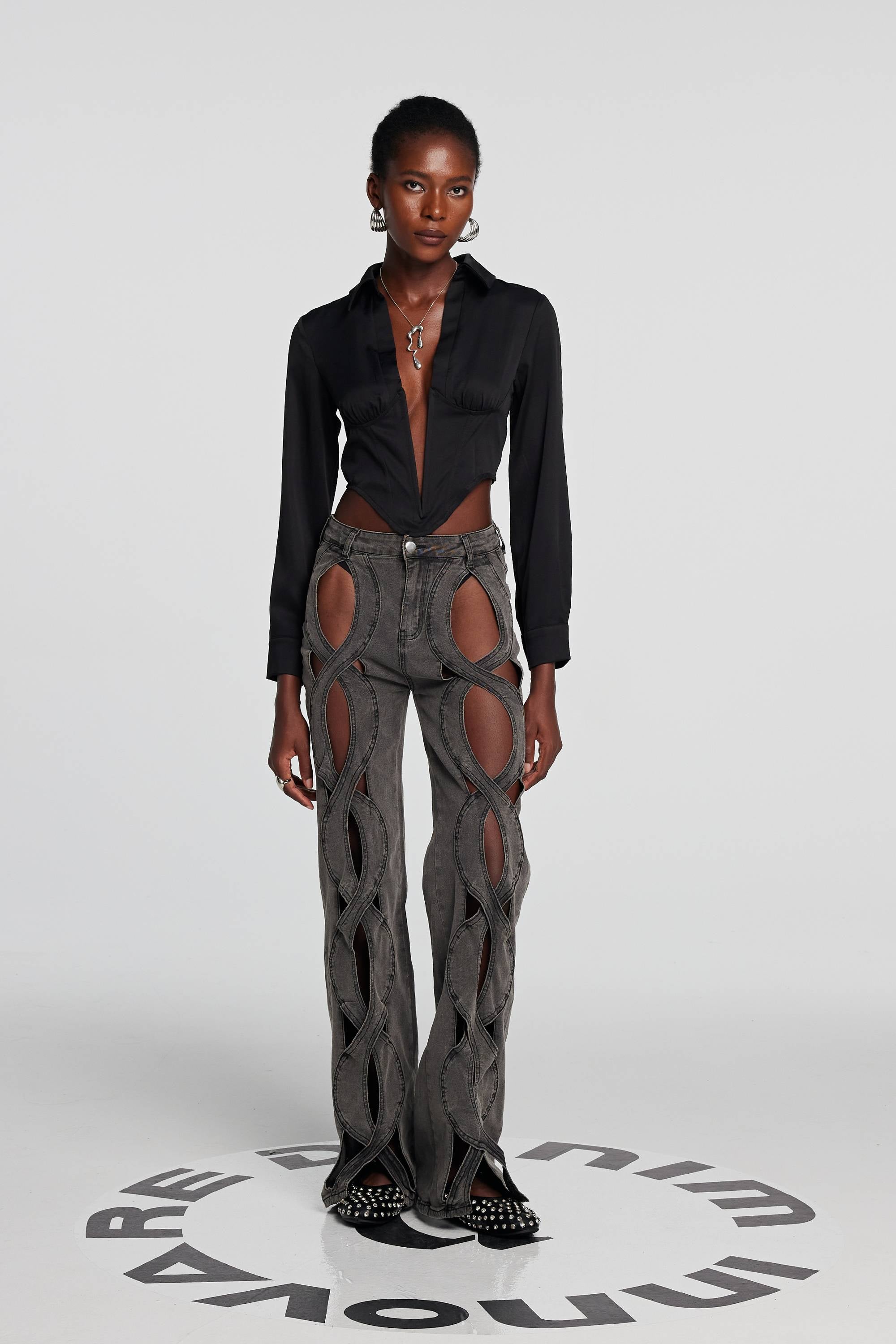 Abigail Cutout Denim Jeans In Black