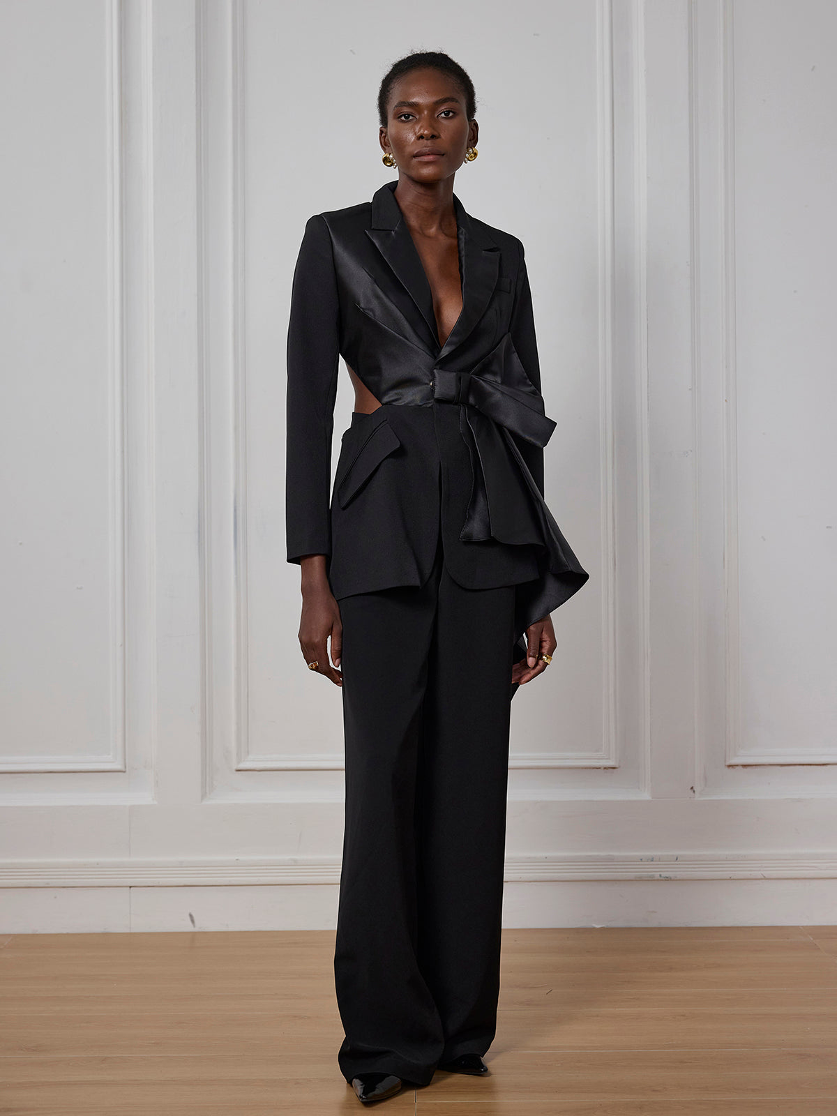 Alma Bodycon Cutout Bow Blazer