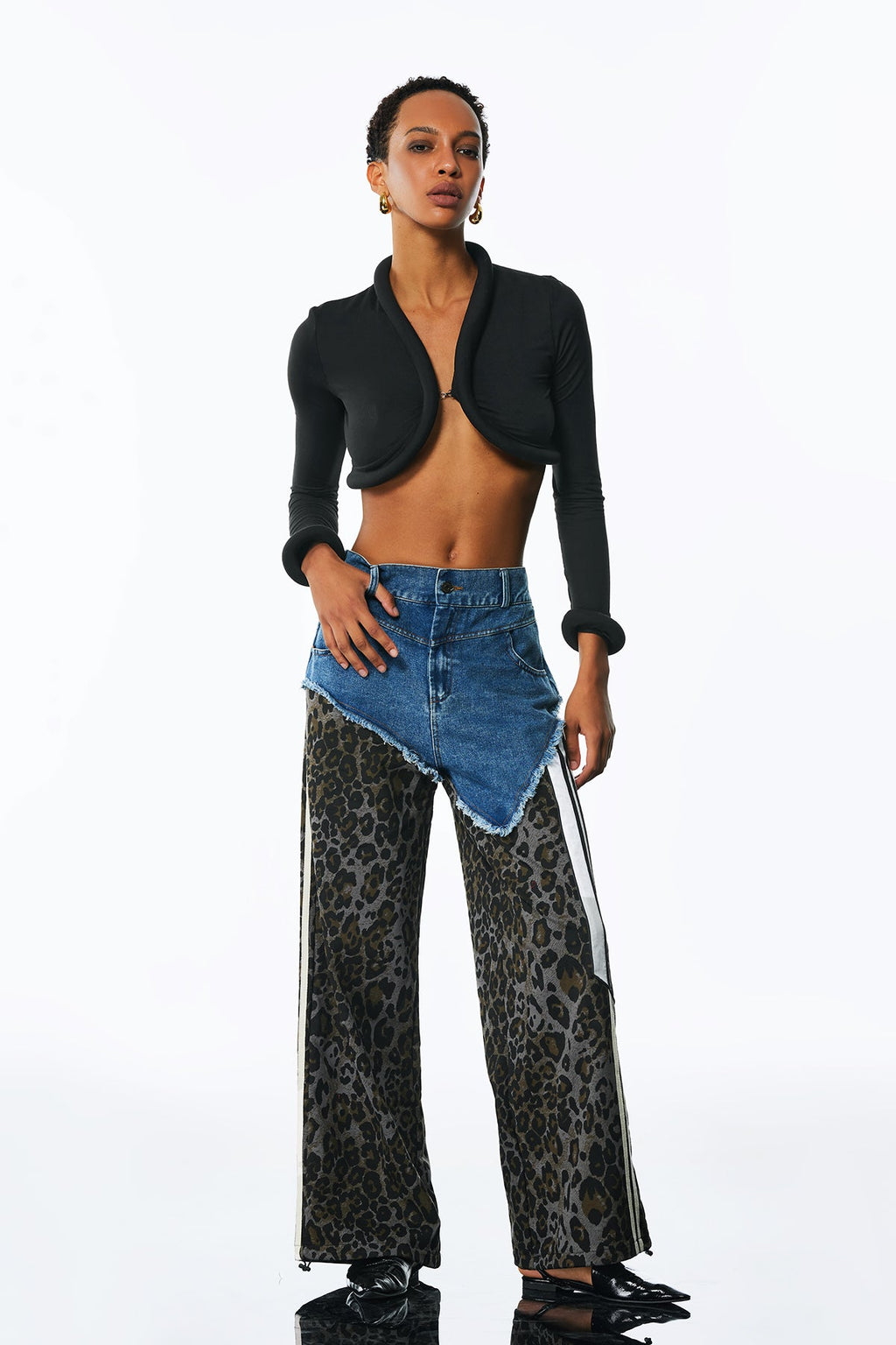 Amali Deconstruct Asymmetric Leopard Pants In Blue