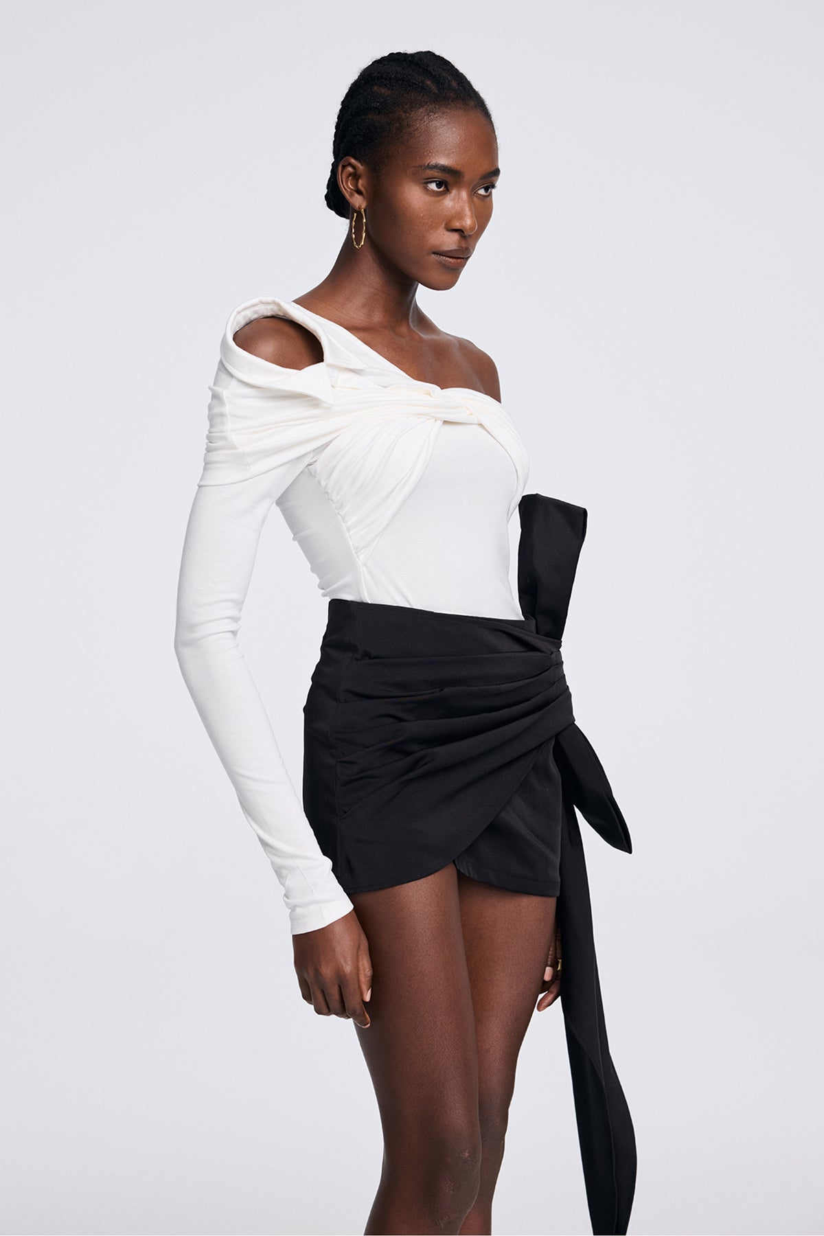 Amaya Deconstruct One Shouder Twist Top In White