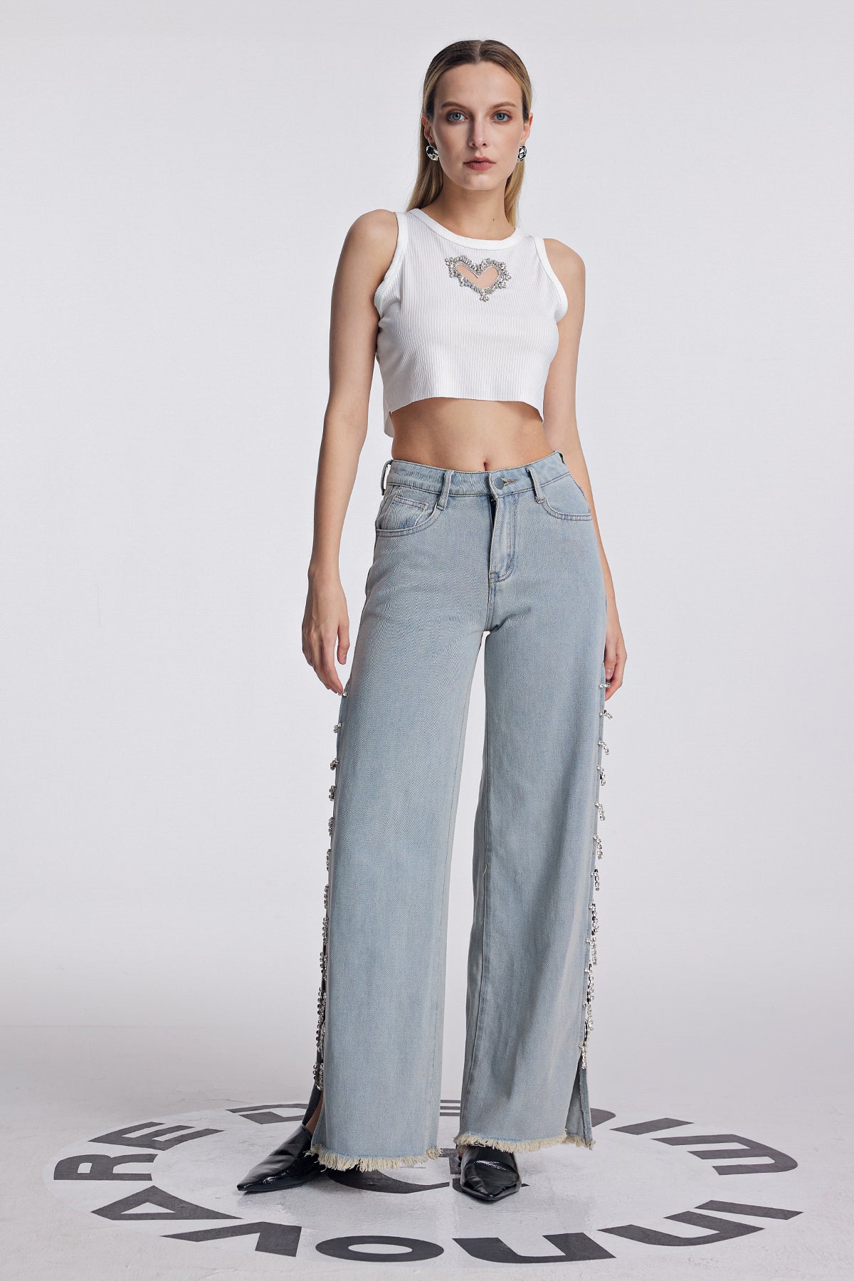 Ana?s Rhinestone Chain Cutout Jeans