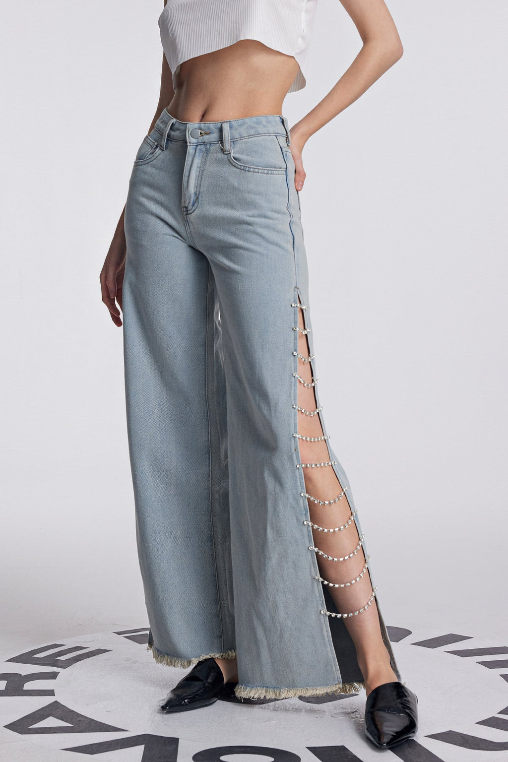 Ana?s Rhinestone Chain Cutout Jeans