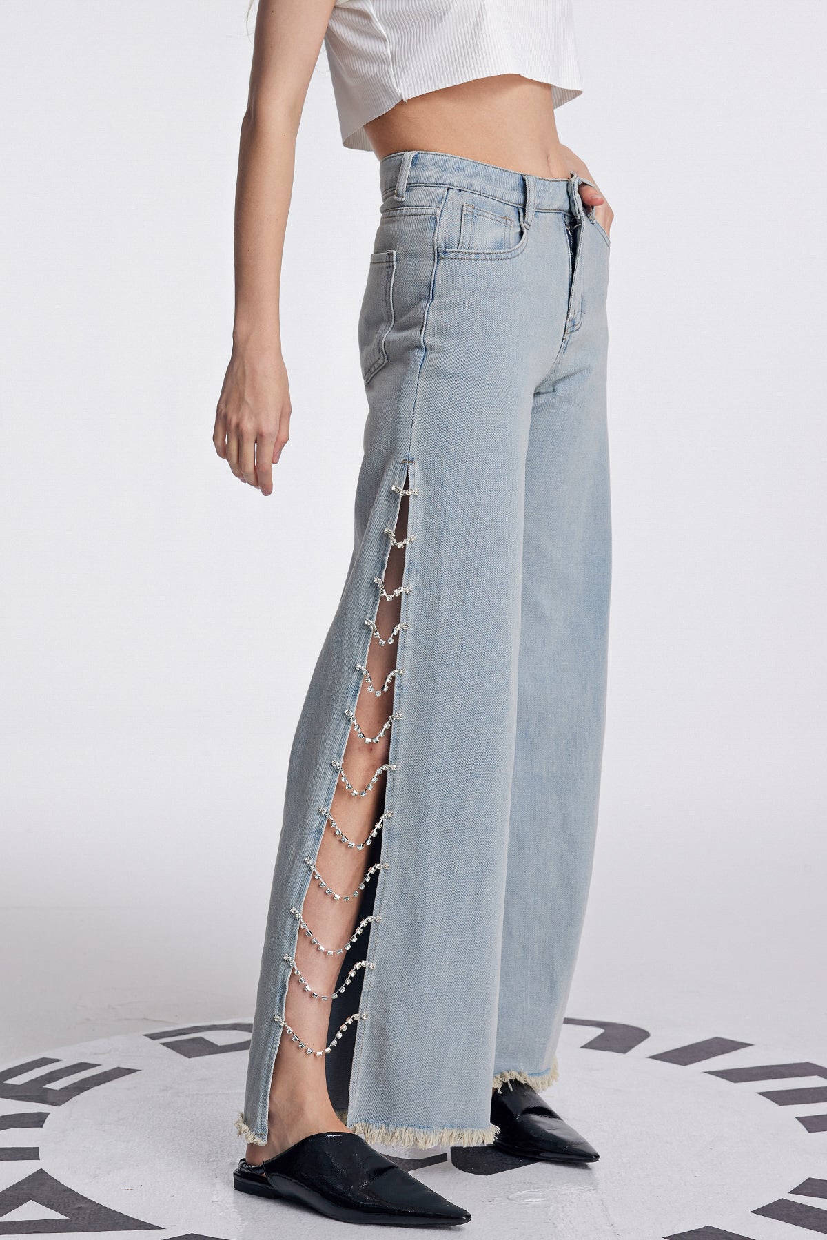 Ana?s Rhinestone Chain Cutout Jeans