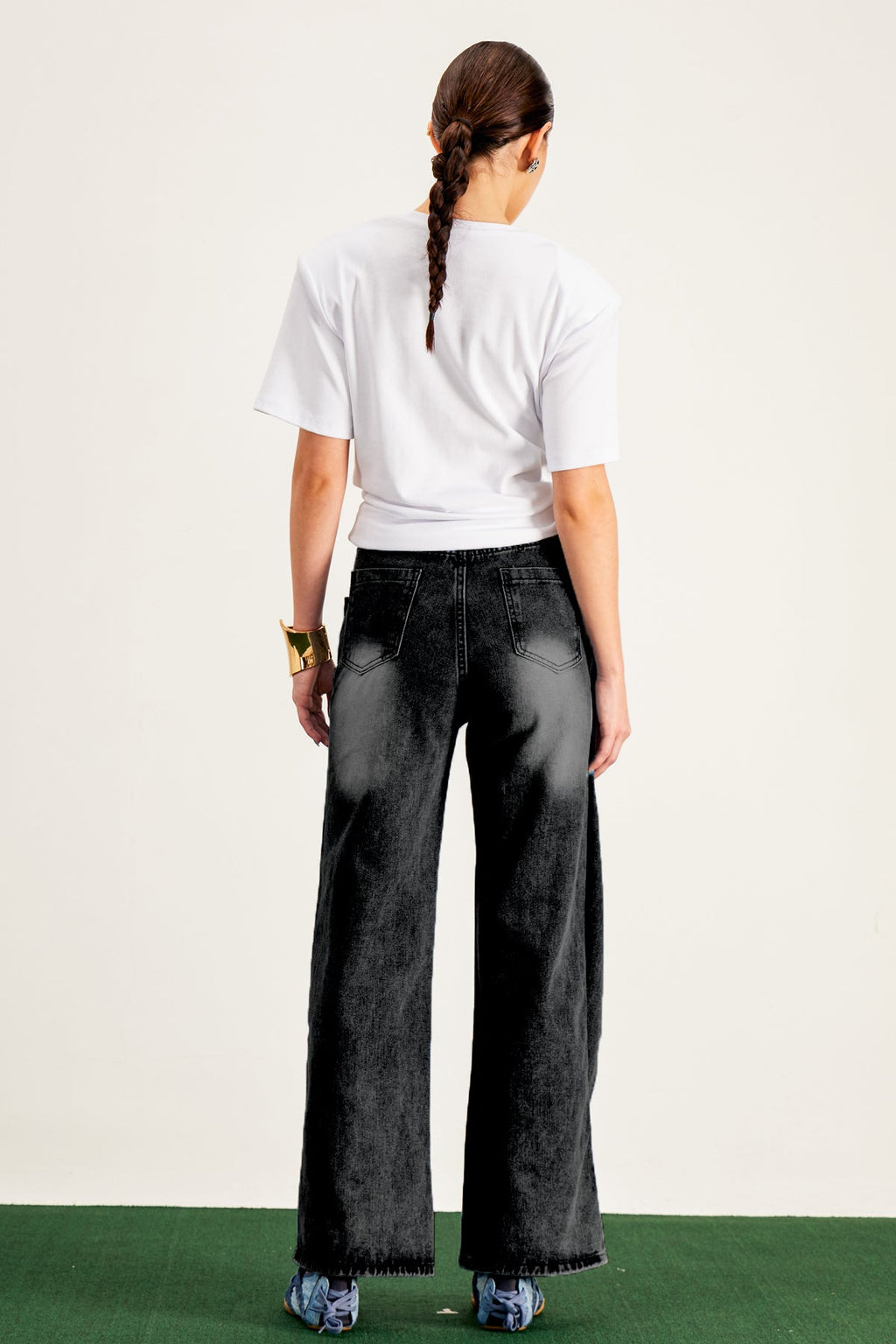 Ansgar Deconstruct Asymmetric Hayley Jeans In Black
