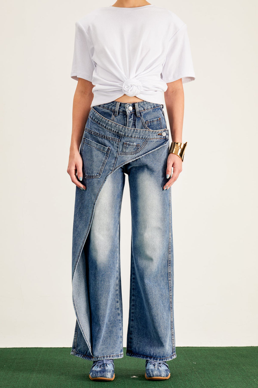 Ansgar Deconstruct Asymmetric Hayley Jeans In Blue