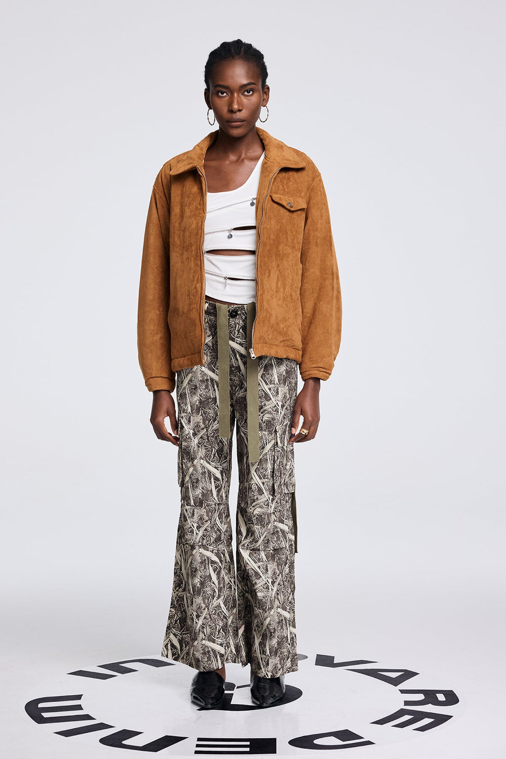 Apa Print Pocket Cargo Pants