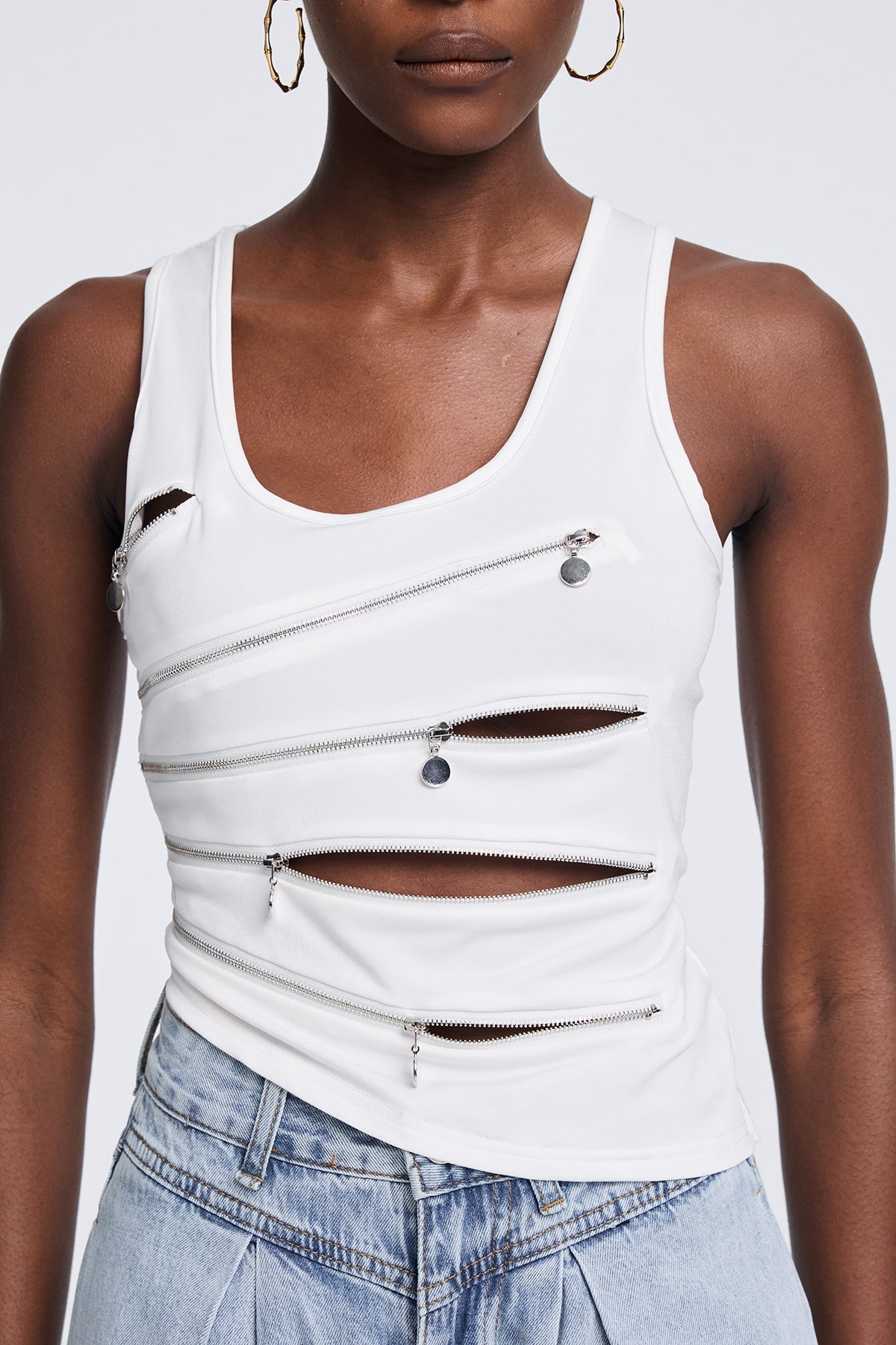 Apikalia Zipper Sleeveless Top