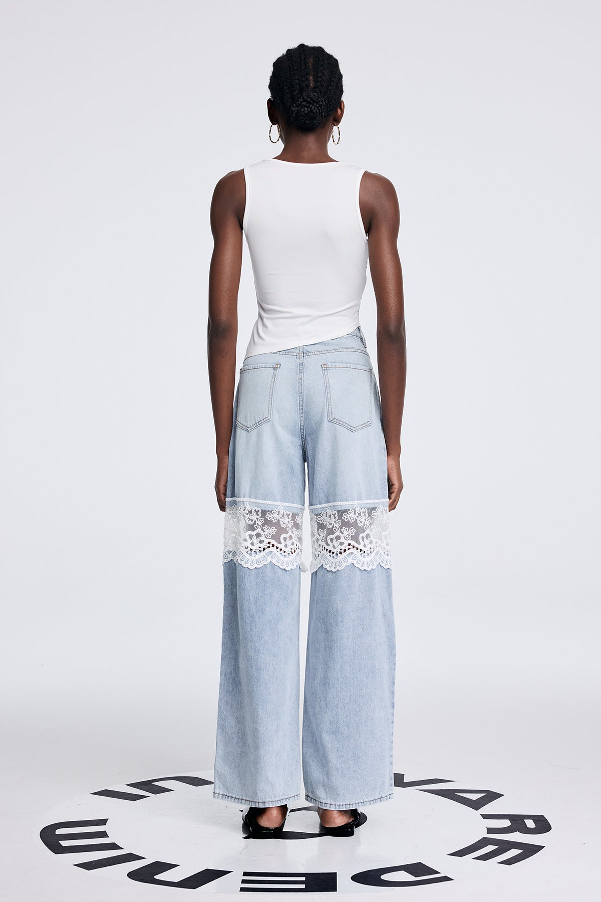 Apikalia Zipper Sleeveless Top