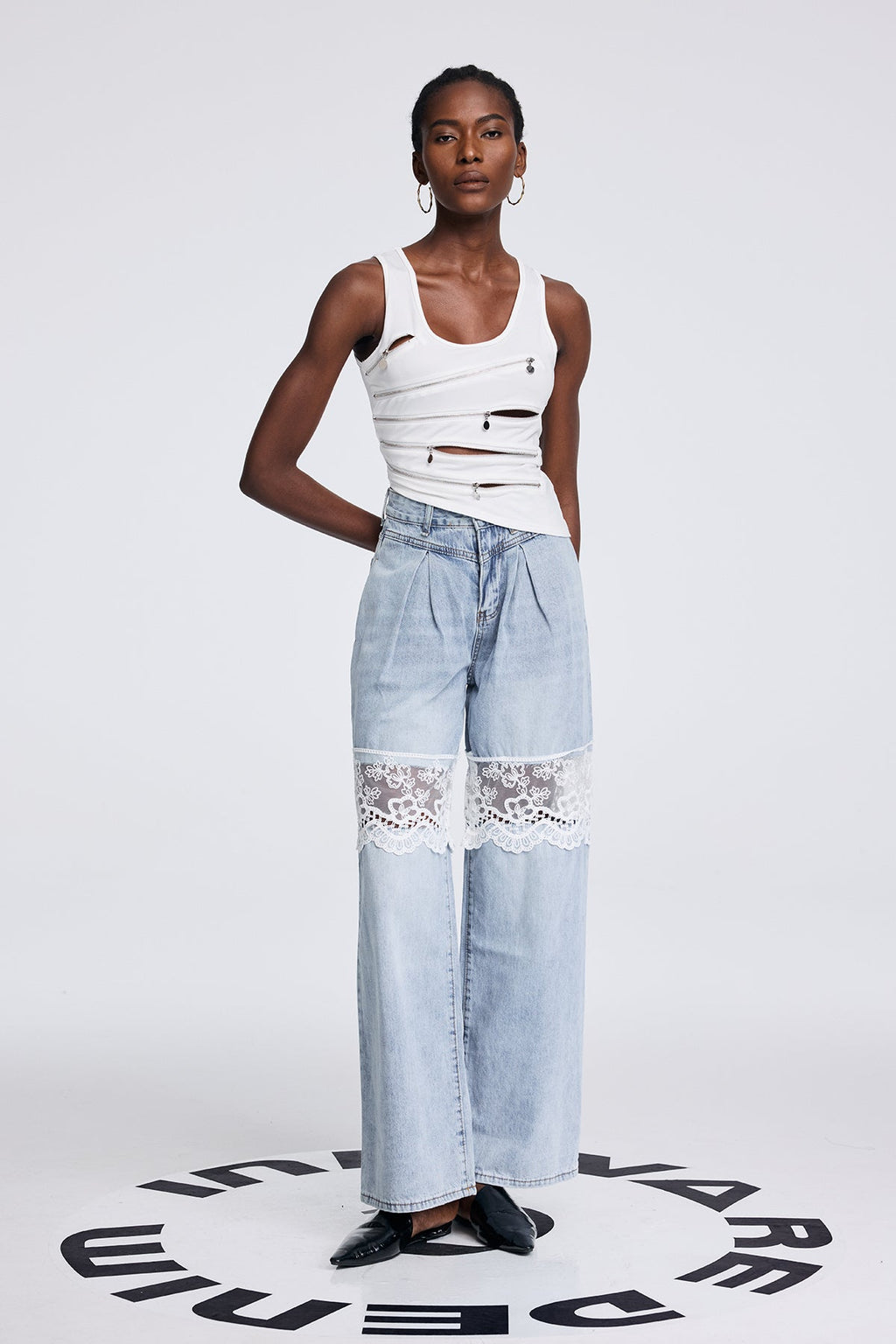 Apikalia Zipper Sleeveless Top