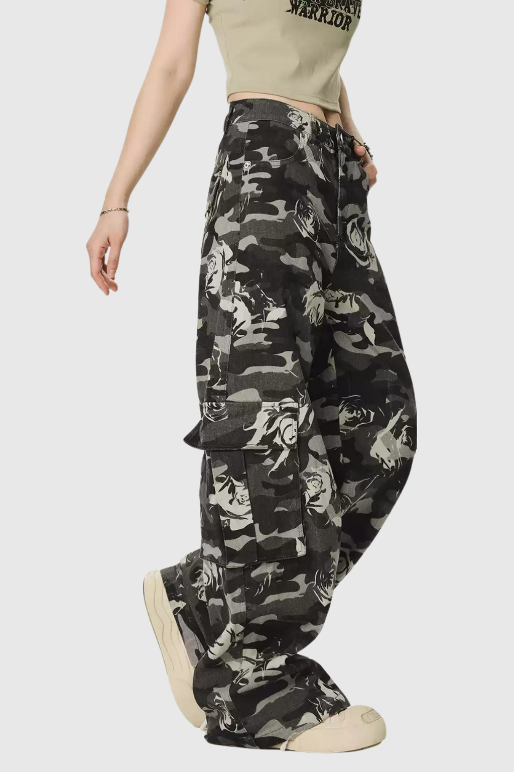 Arawn Camouflage Floral Print Cargo Pants In Black