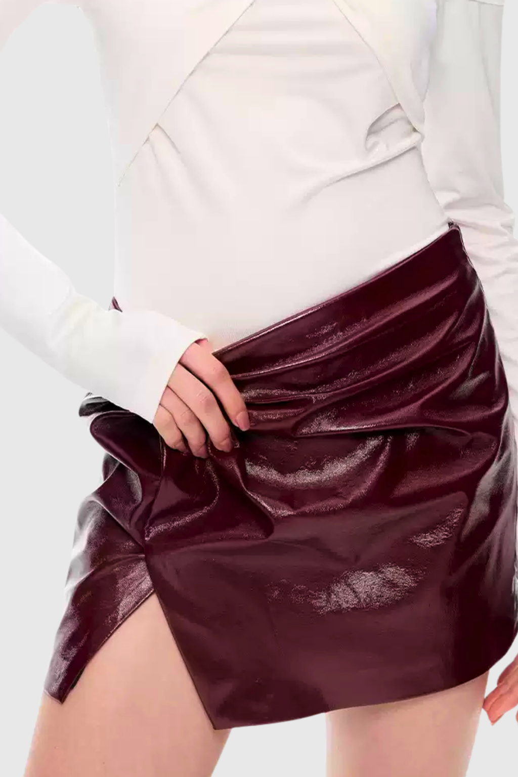 Arete Ruch Twist Short Leather Skirt In Red