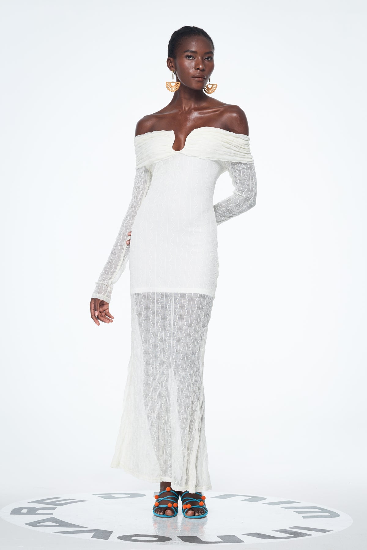 Babe Off Shoulder Ruch Maxi Dress