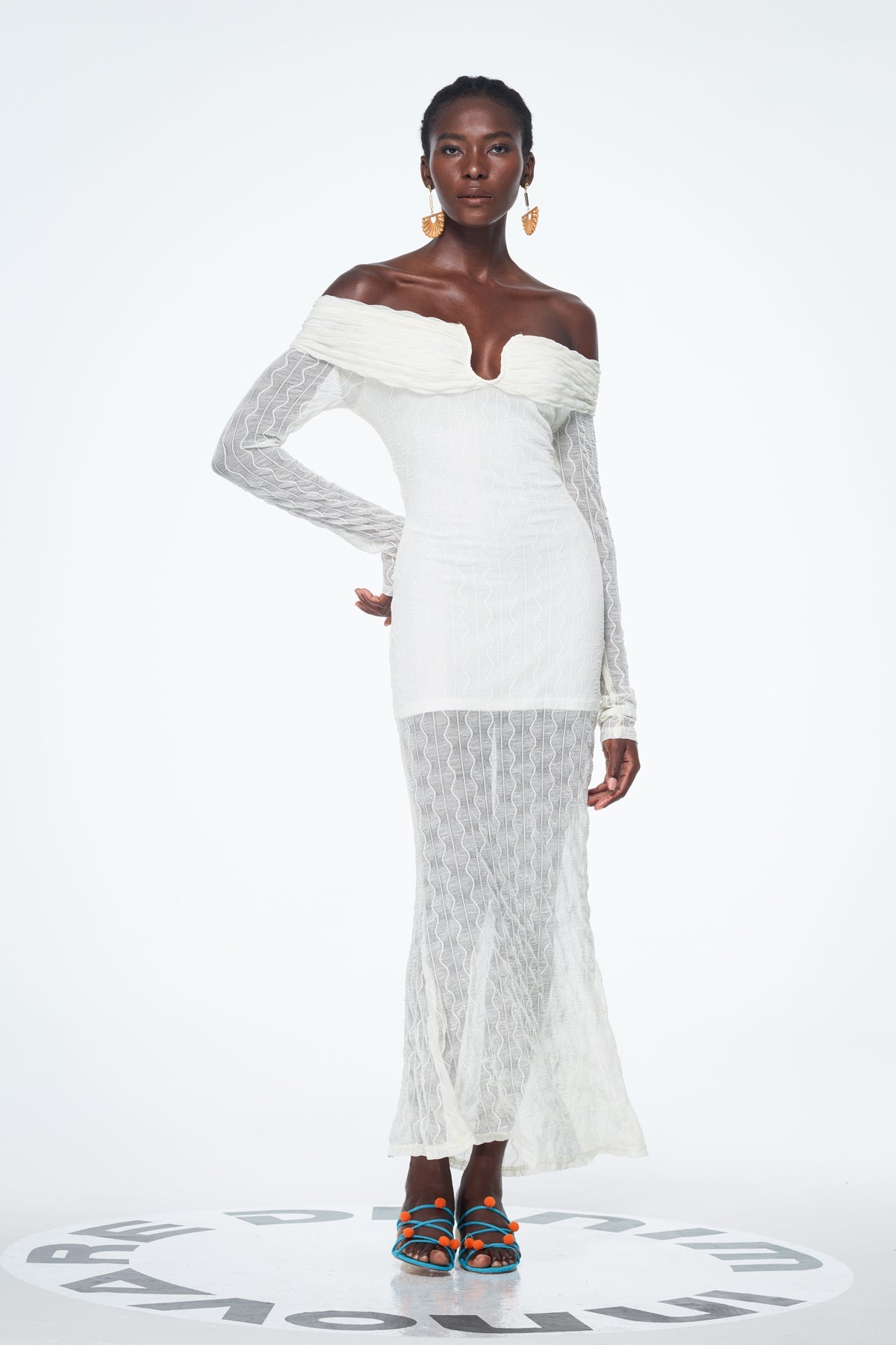 Babe Off Shoulder Ruch Maxi Dress