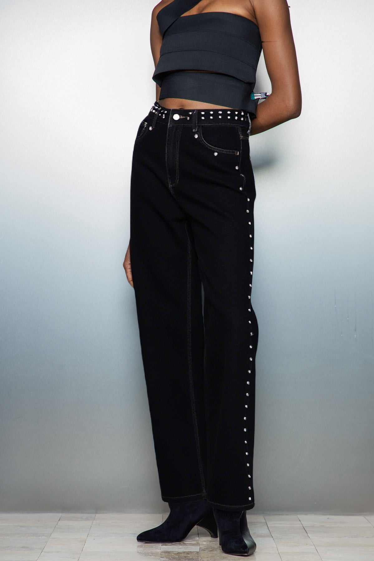 Banquo Star Embellished Wide Jeans In Black