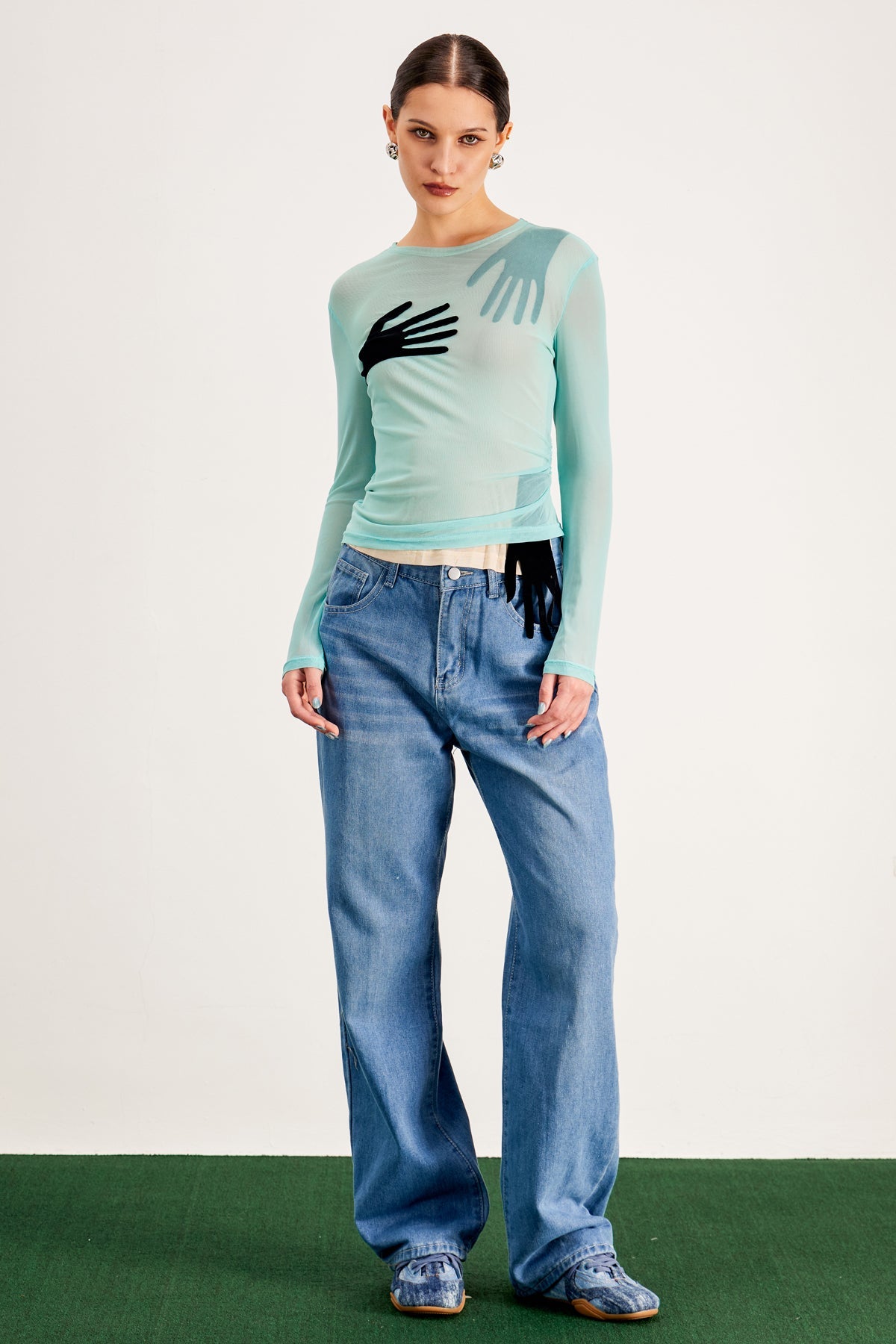 Banquo Star Wide Leg Jeans In Slight Blue