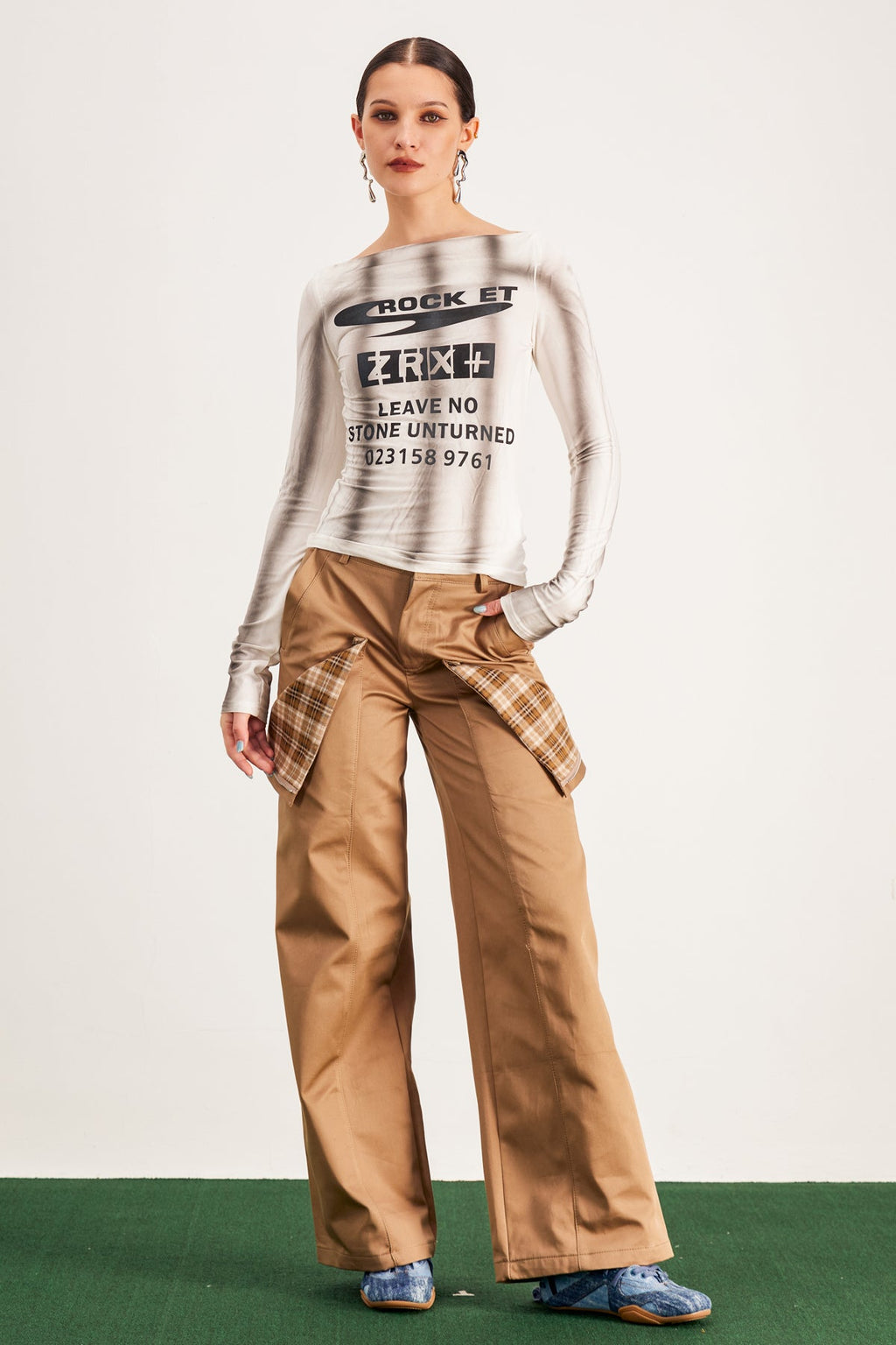 Barakat Plaid Cargo Pants