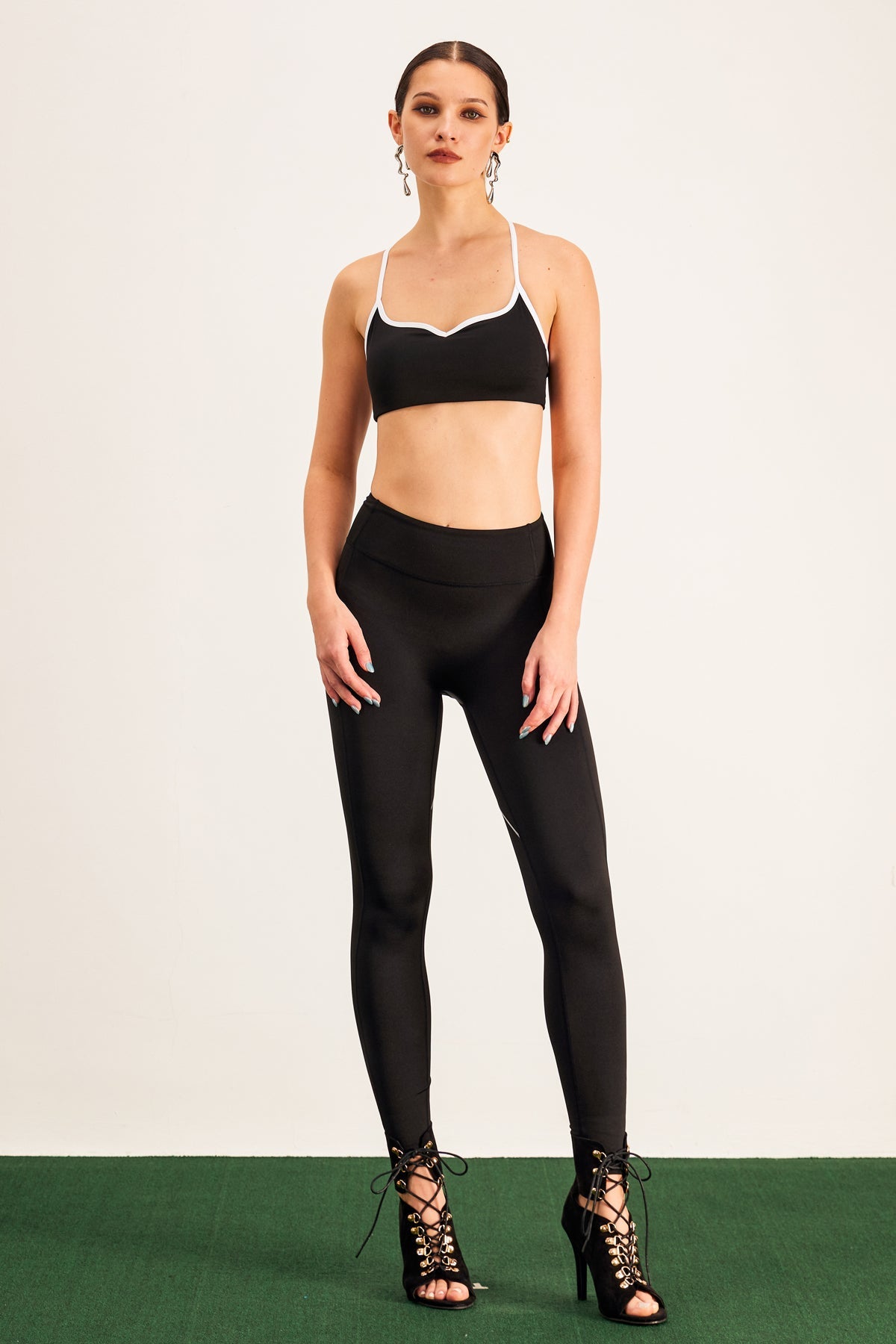 Barney Cutout Crop Bodycon Pants Set In Black