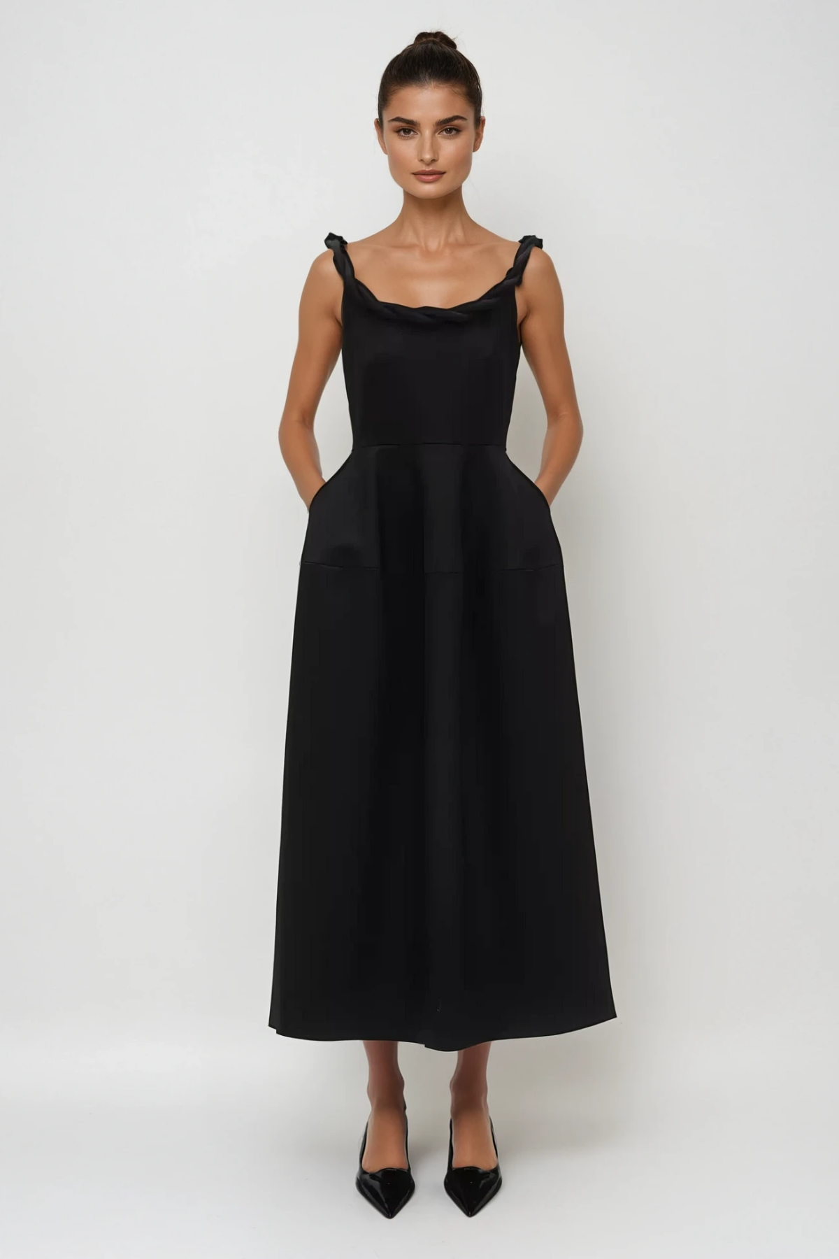 Batraz Twist Sleeveless Maxi Dress
