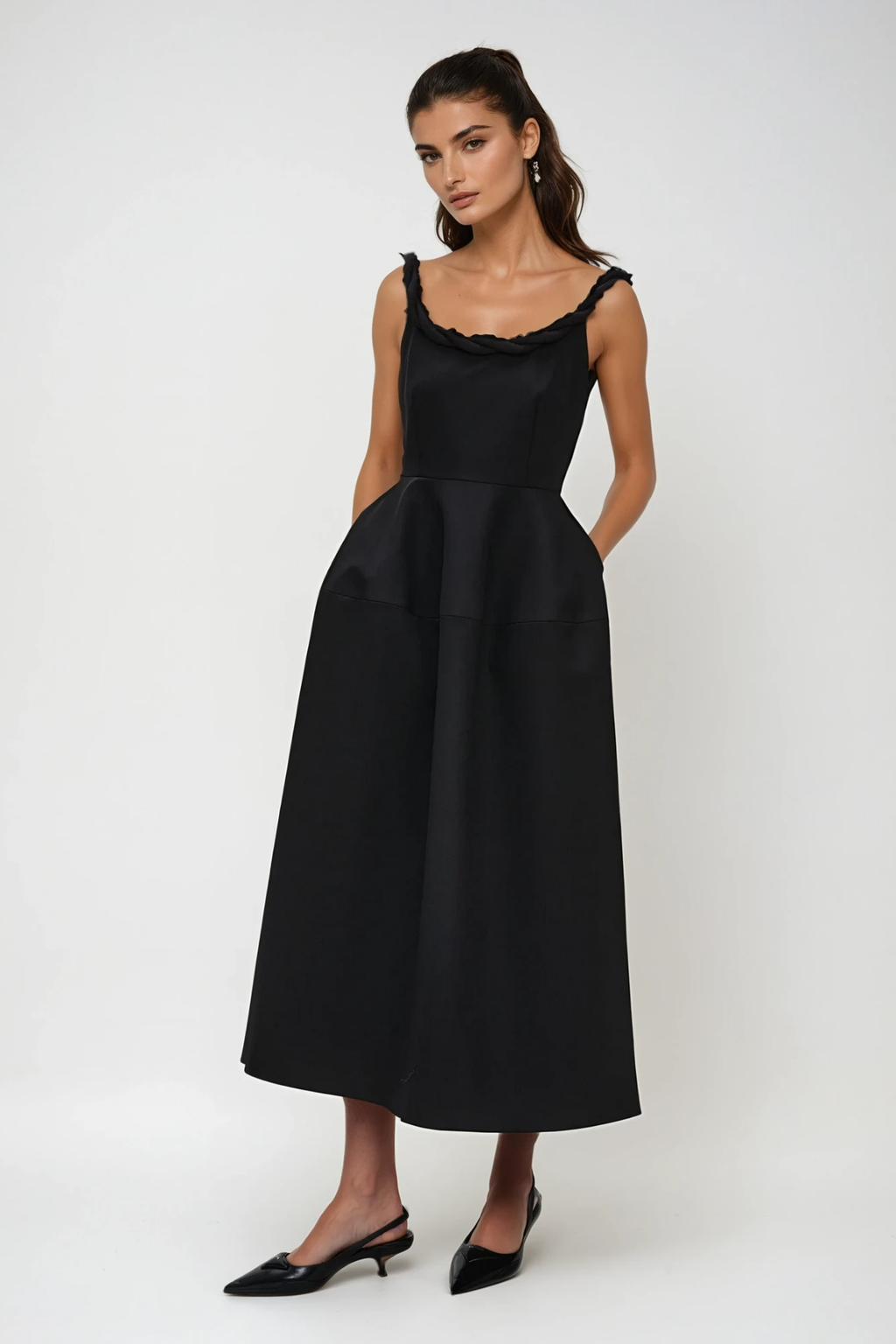 Batraz Twist Sleeveless Maxi Dress
