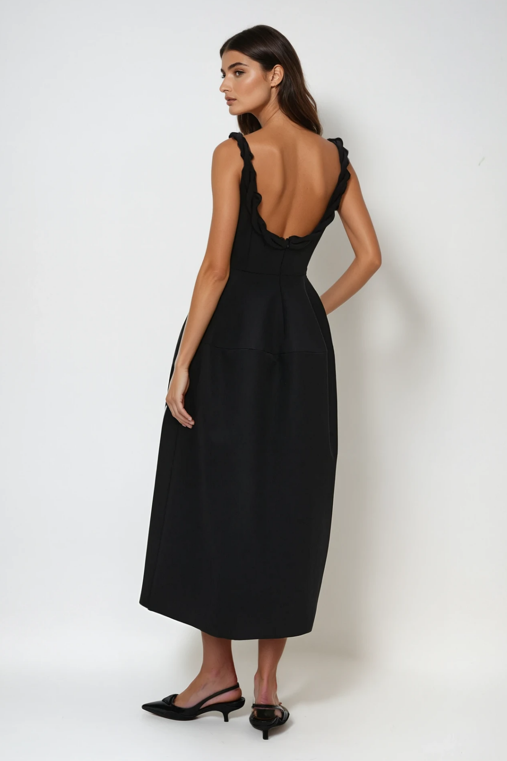 Batraz Twist Sleeveless Maxi Dress
