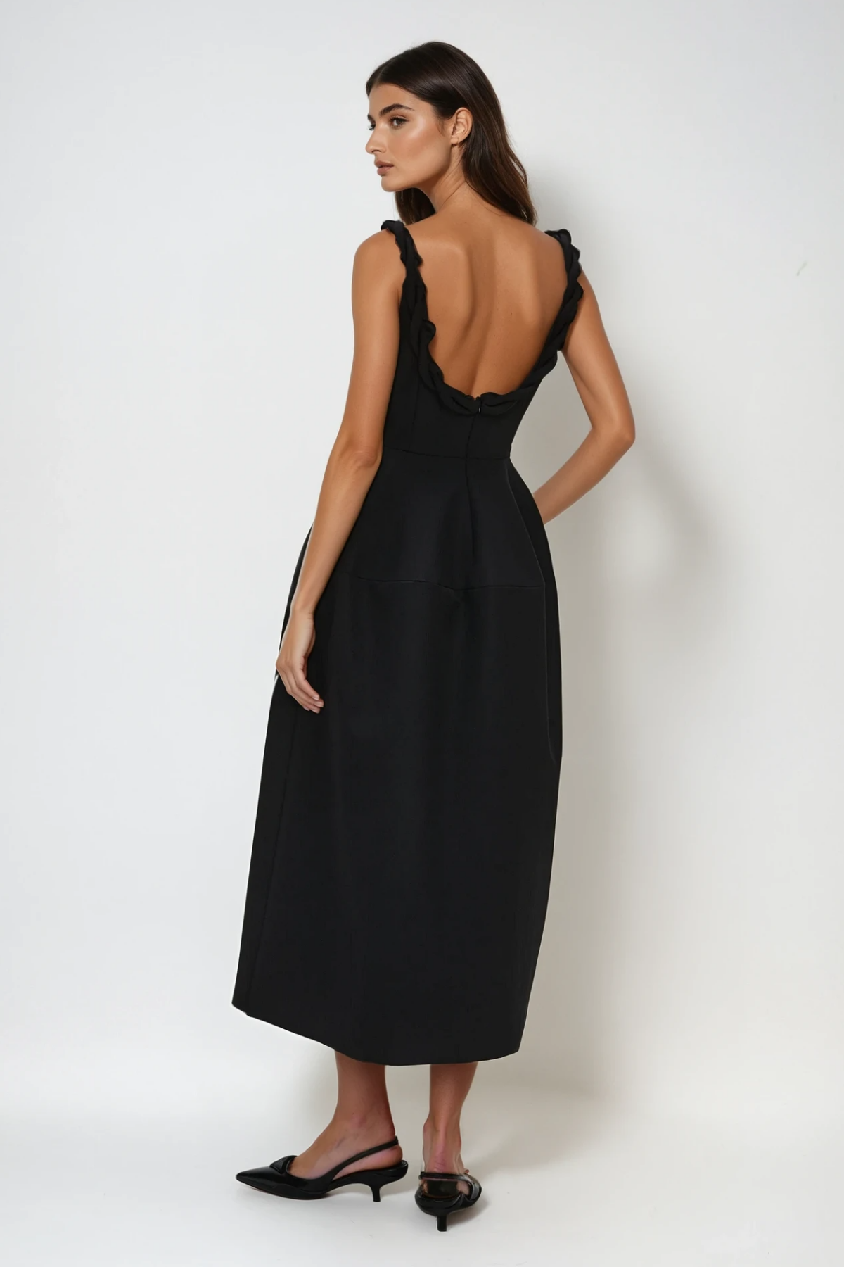 Batraz Twist Sleeveless Maxi Dress