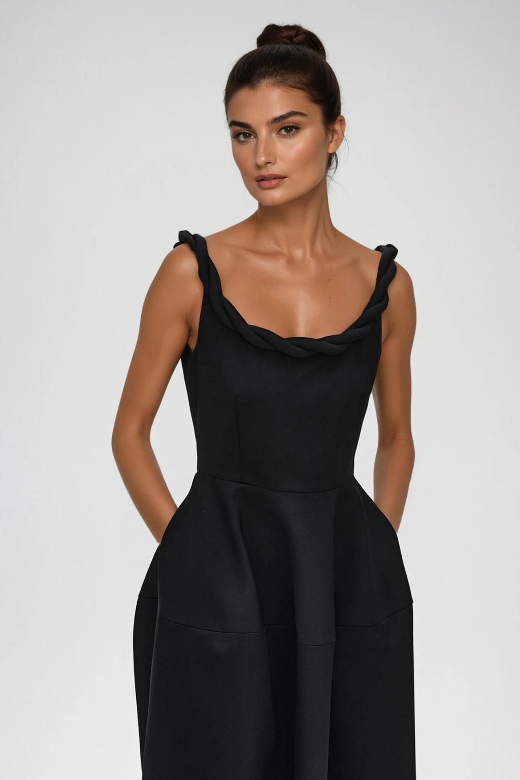 Batraz Twist Sleeveless Maxi Dress