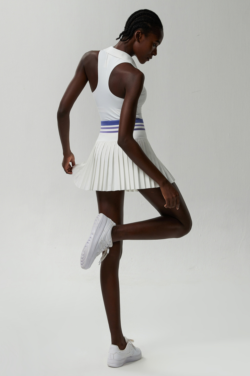 Beil Lapel Sleeveless Ruch Stripe Skirt Set In White