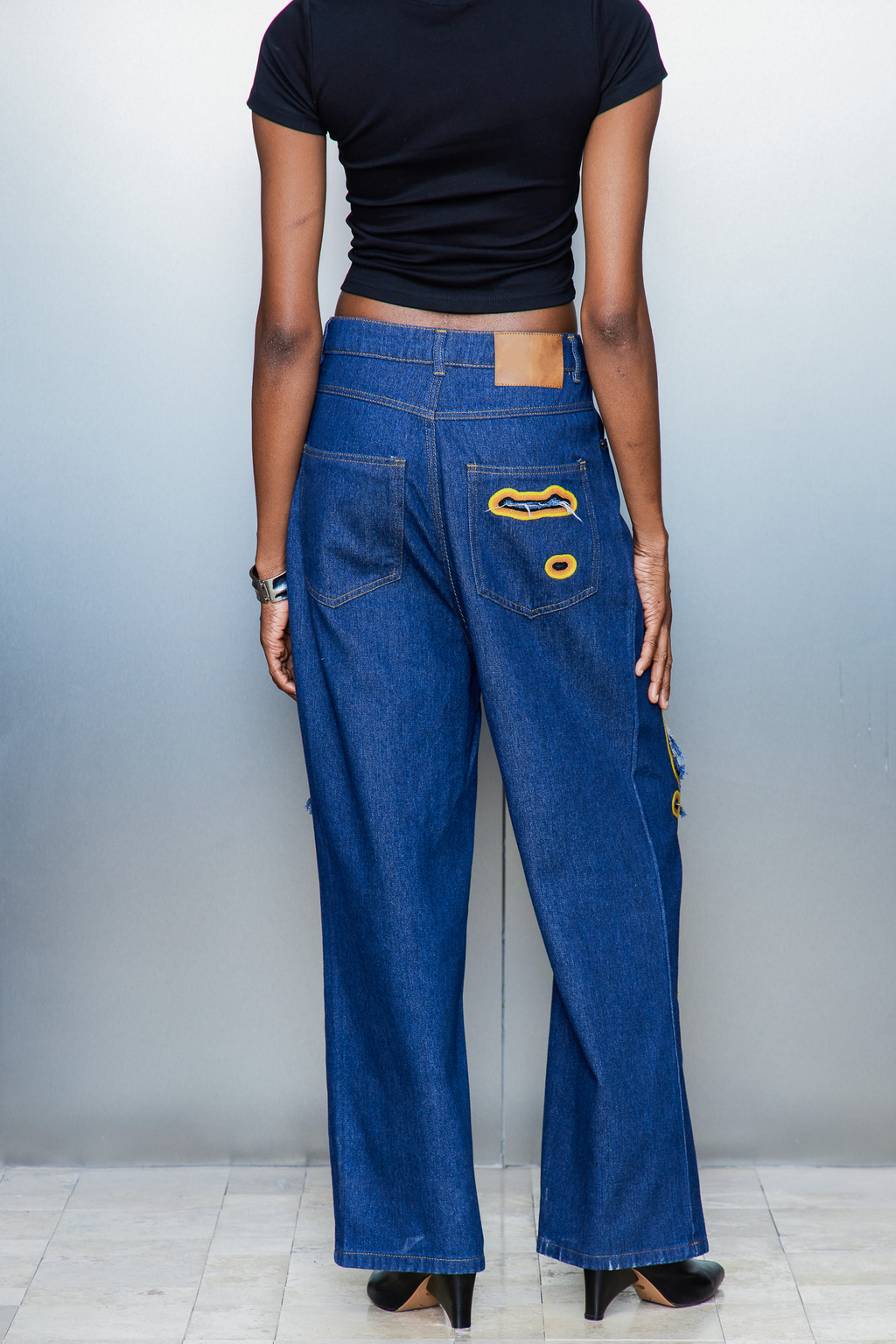 Billie Cutout Embroidered Jeans In Blue