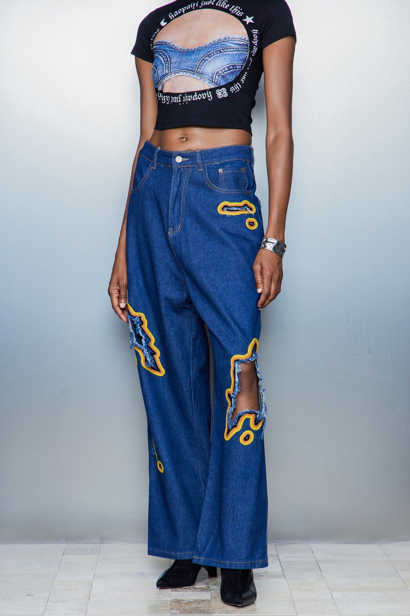 Billie Cutout Embroidered Jeans In Blue