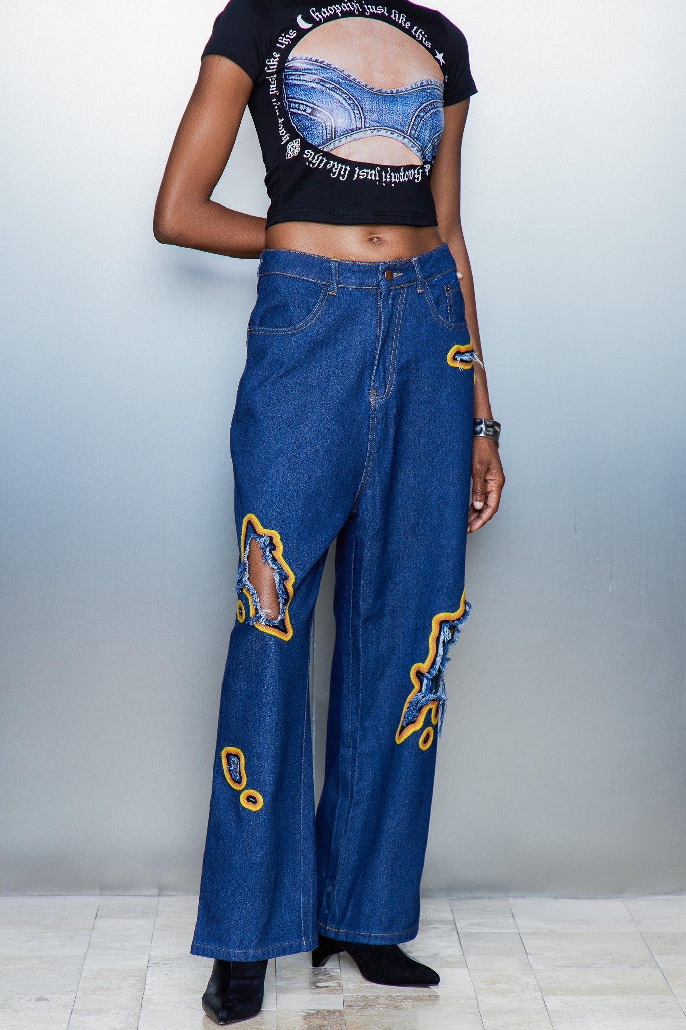 Billie Cutout Embroidered Jeans In Blue