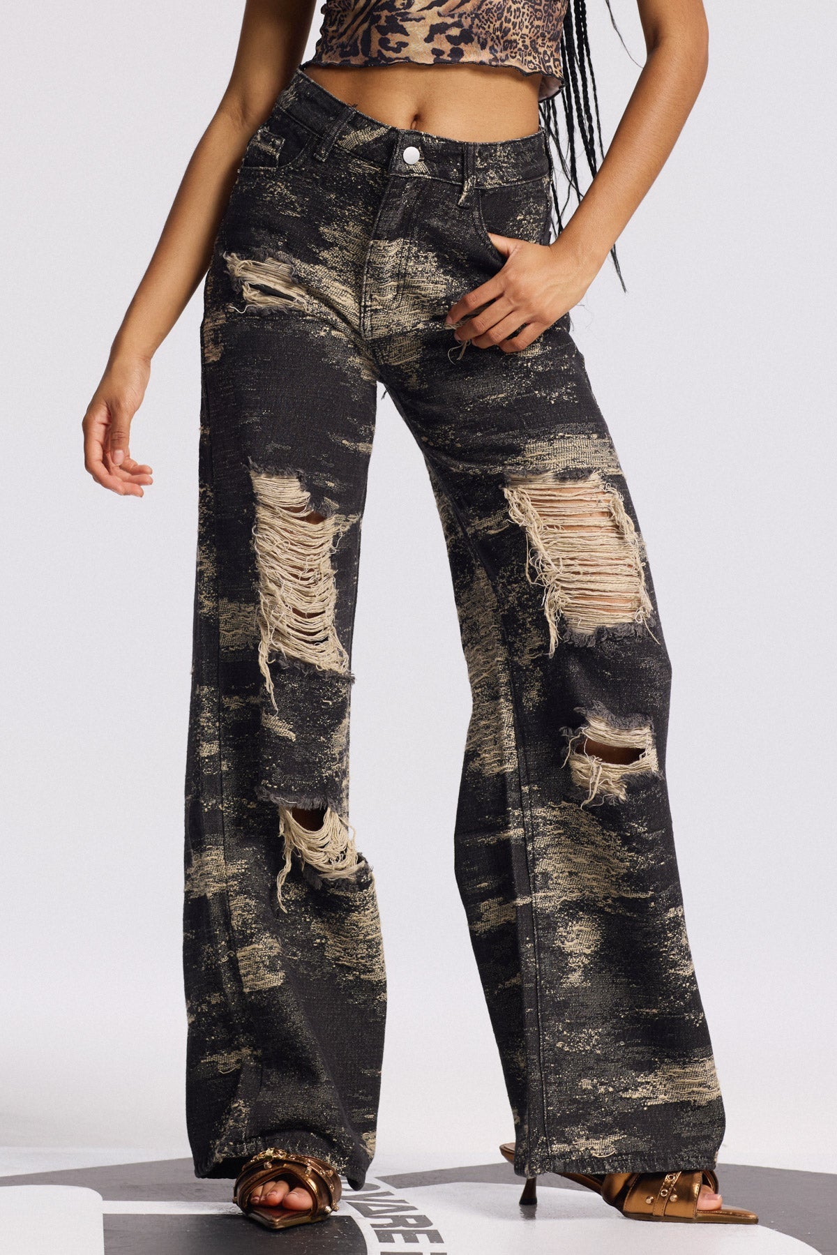 Bistra Tie Dye Ripped Straight Jeans In Black