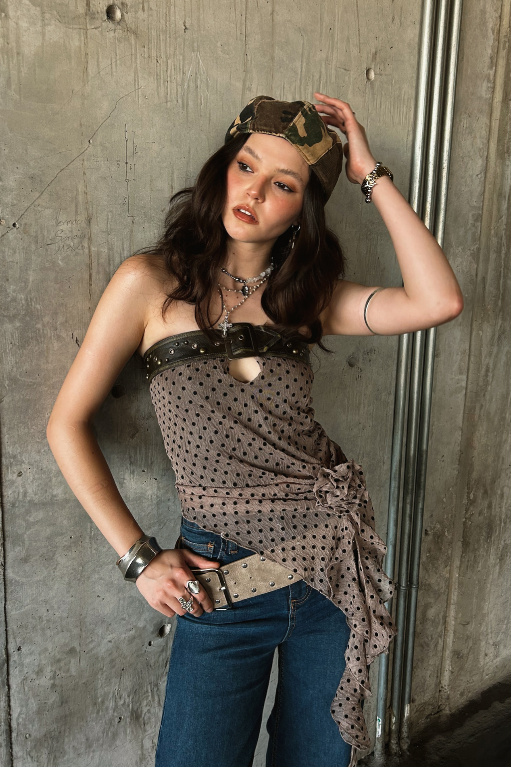 Brande Buckle Dot Flower Top