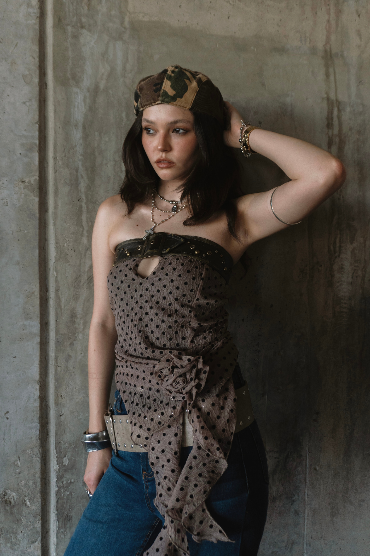 Brande Buckle Dot Flower Top