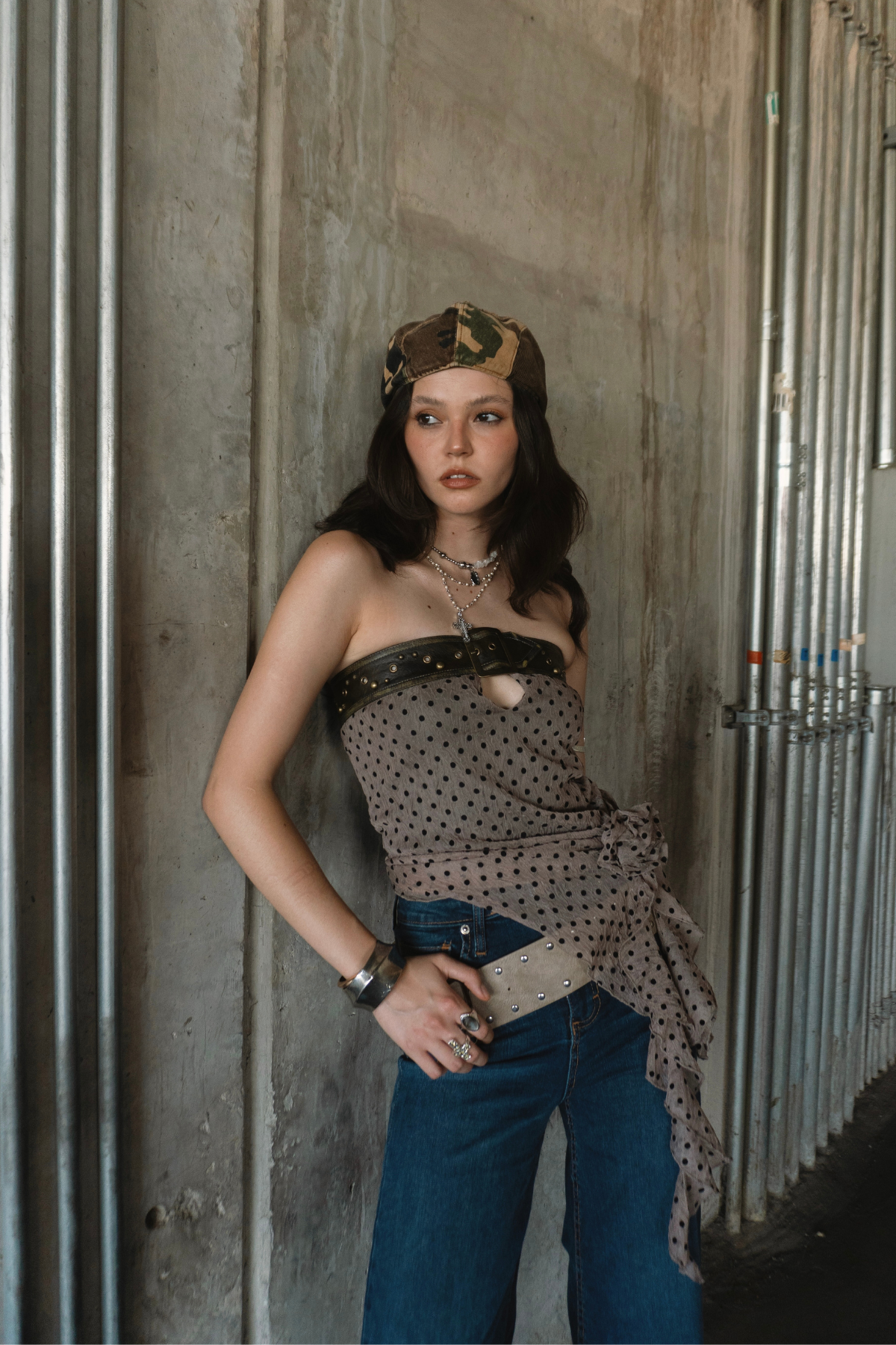 Brande Buckle Dot Flower Top