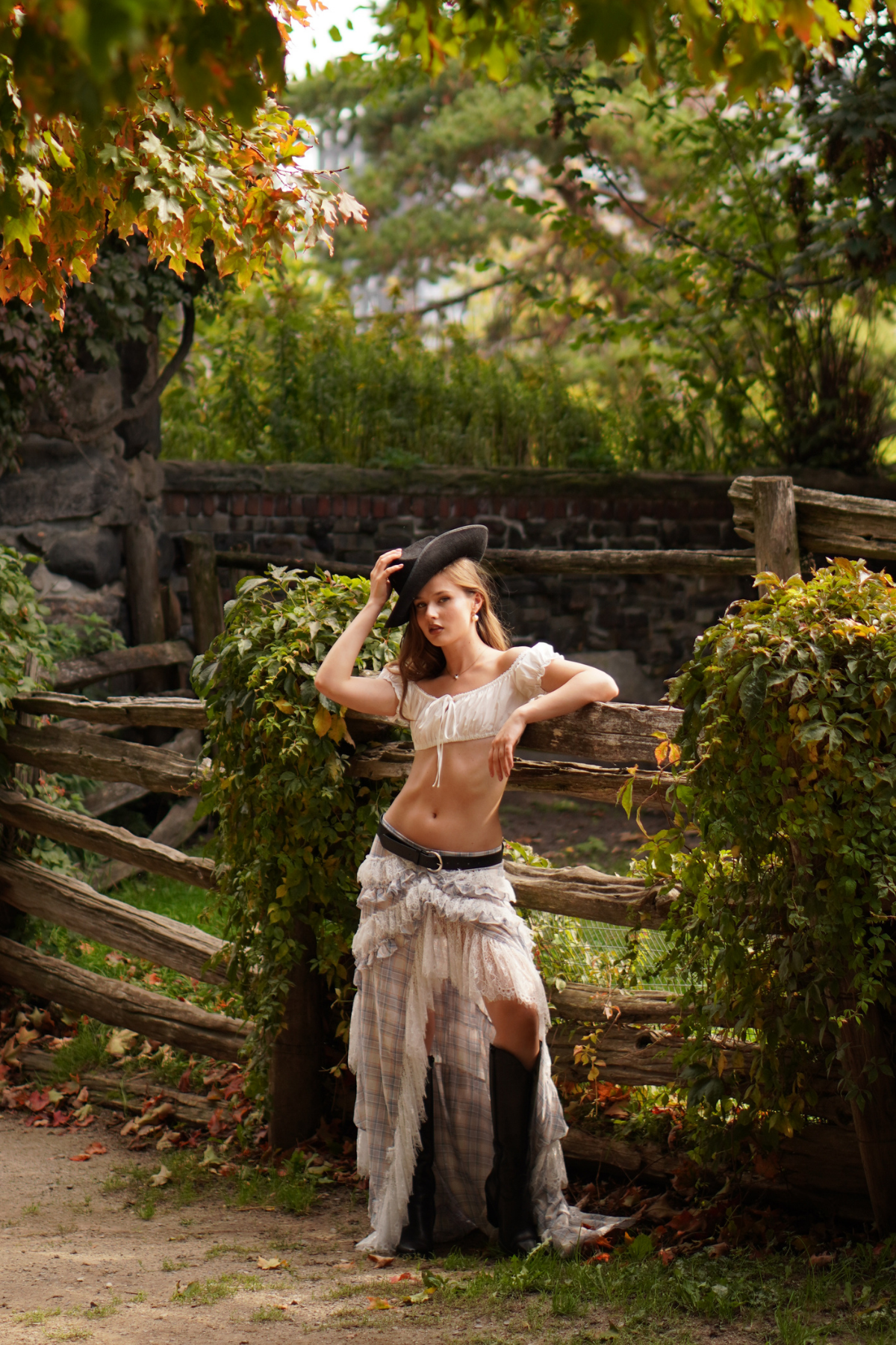 Cadoc Lace Up Crop Skirt Set