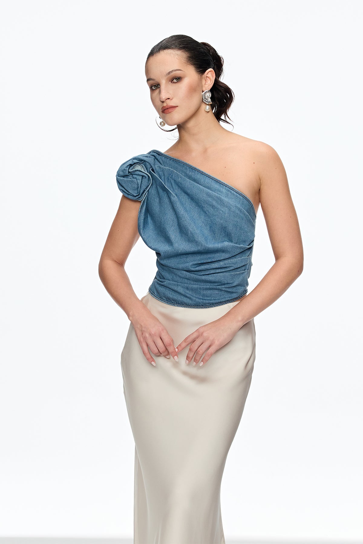 Caesonia One Shouder Flower Top