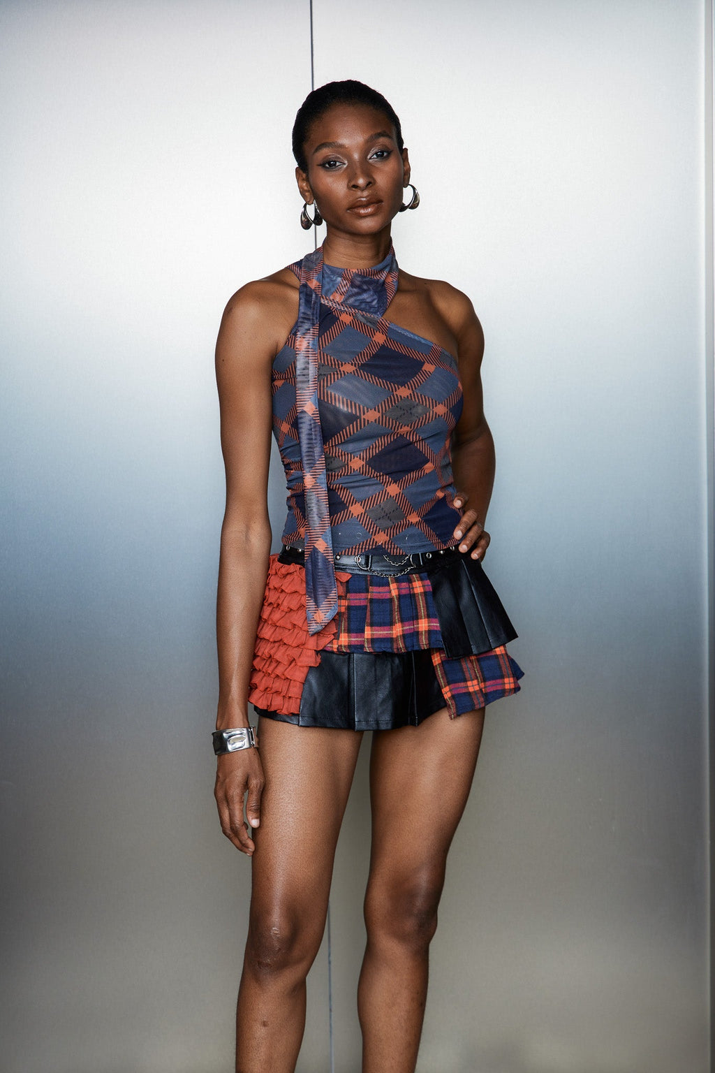 Cainnech Grid Halter Neck Top In Red