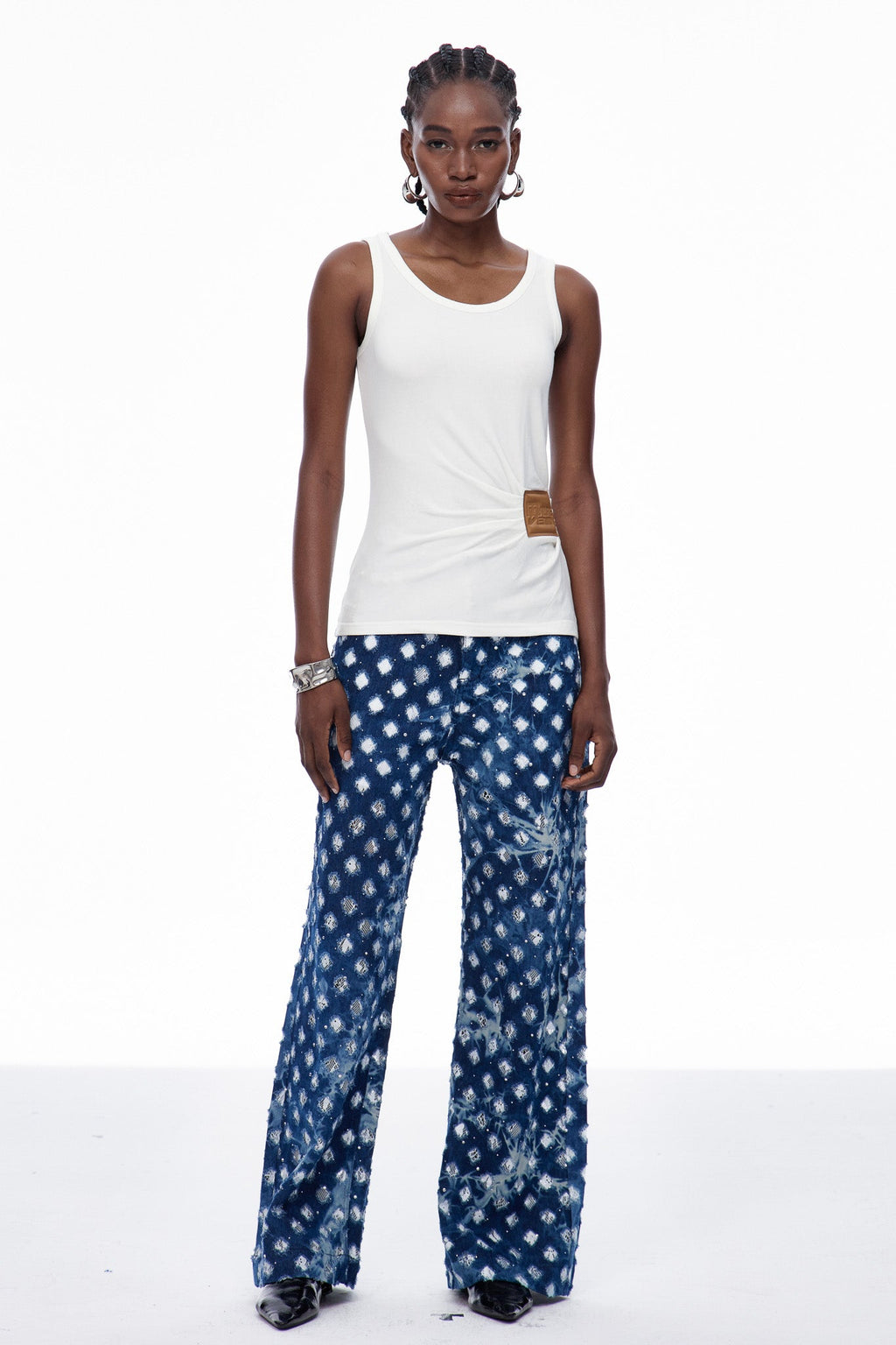 Caoileann Ruch Sleeveless Top In White