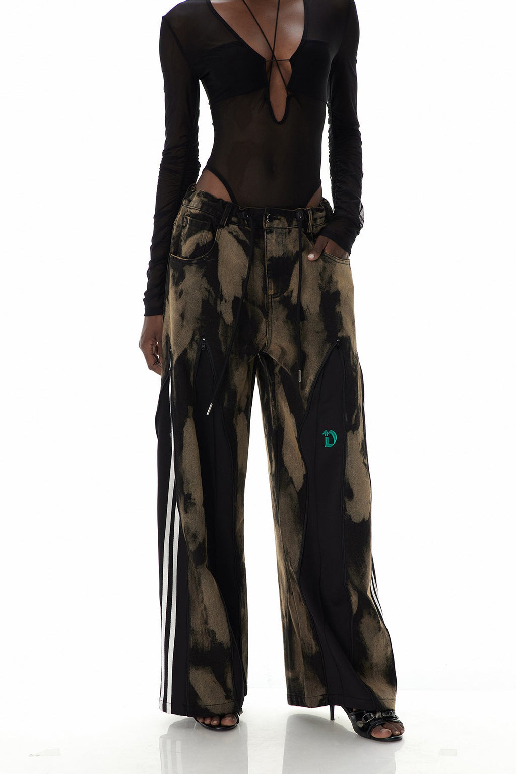 Caprina Zipper Tie Dye Jeans In Black