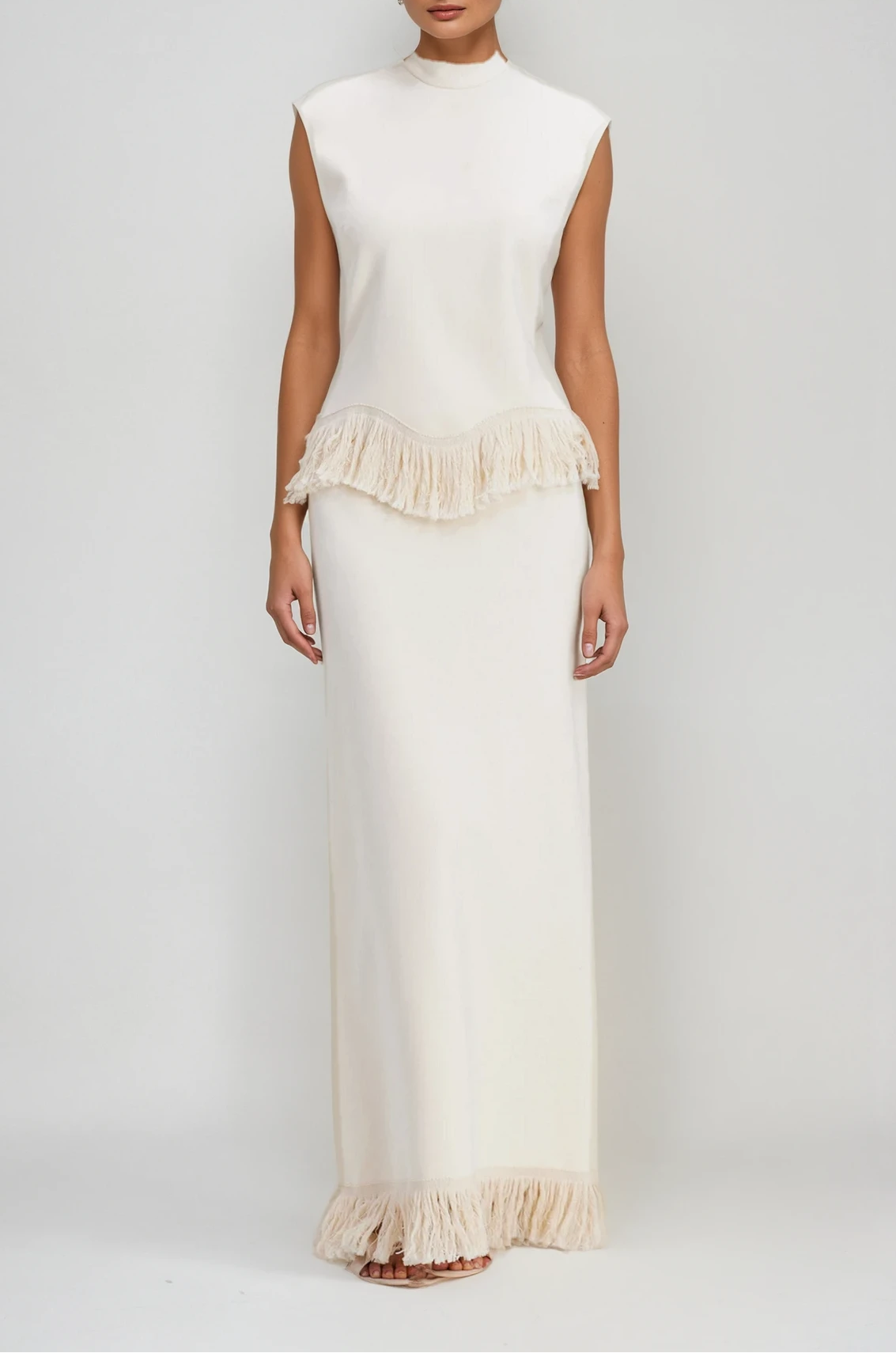 Carminho Fringe Knit Skirt Set