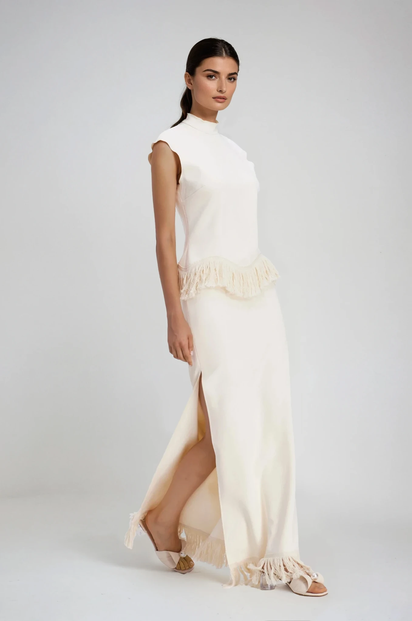 Carminho Fringe Knit Skirt Set