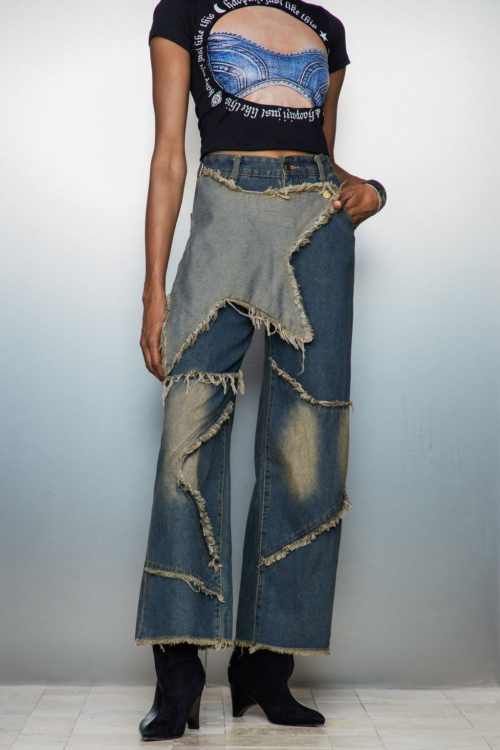 Caspar Star Fringe Straight Jeans