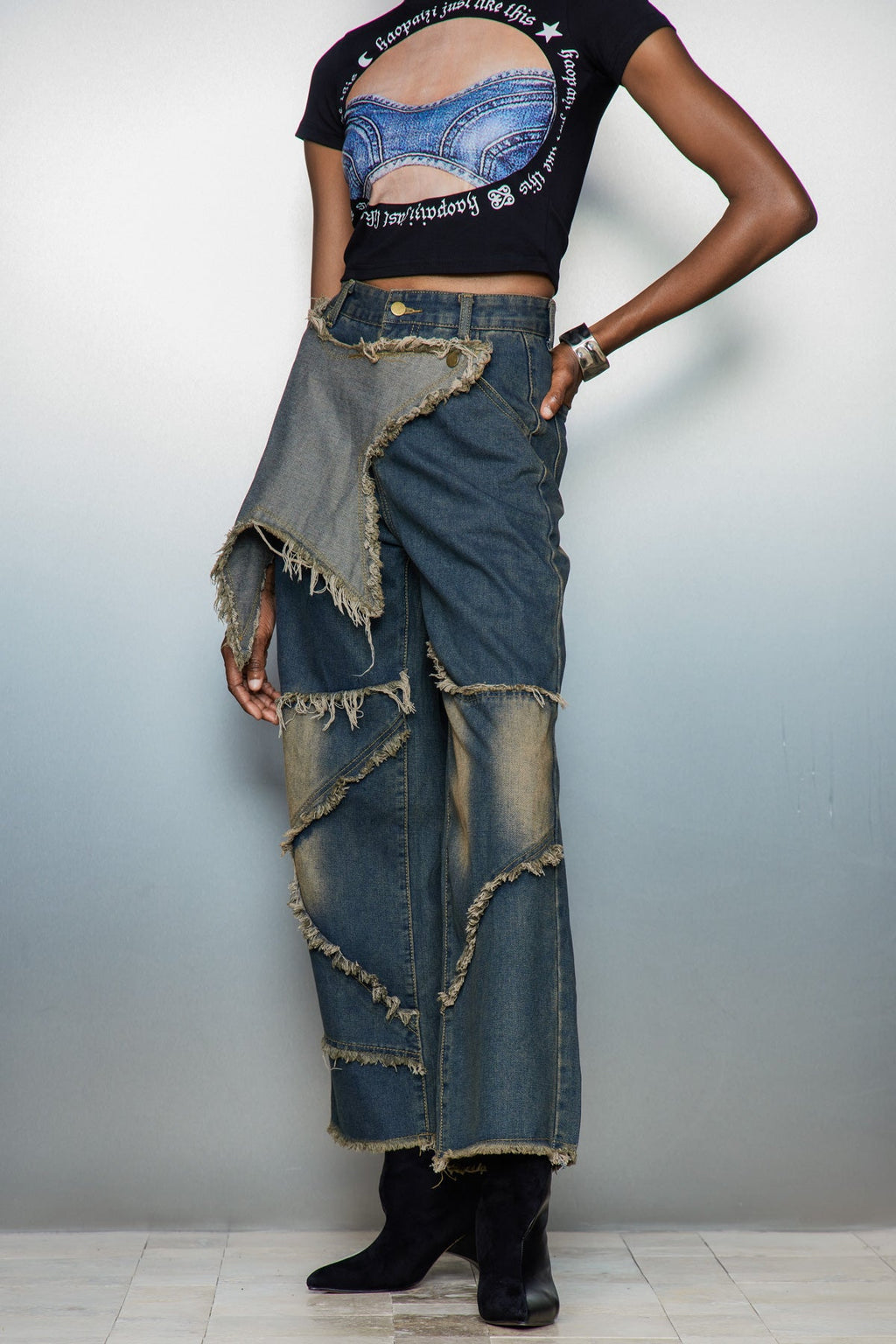 Caspar Star Fringe Straight Jeans