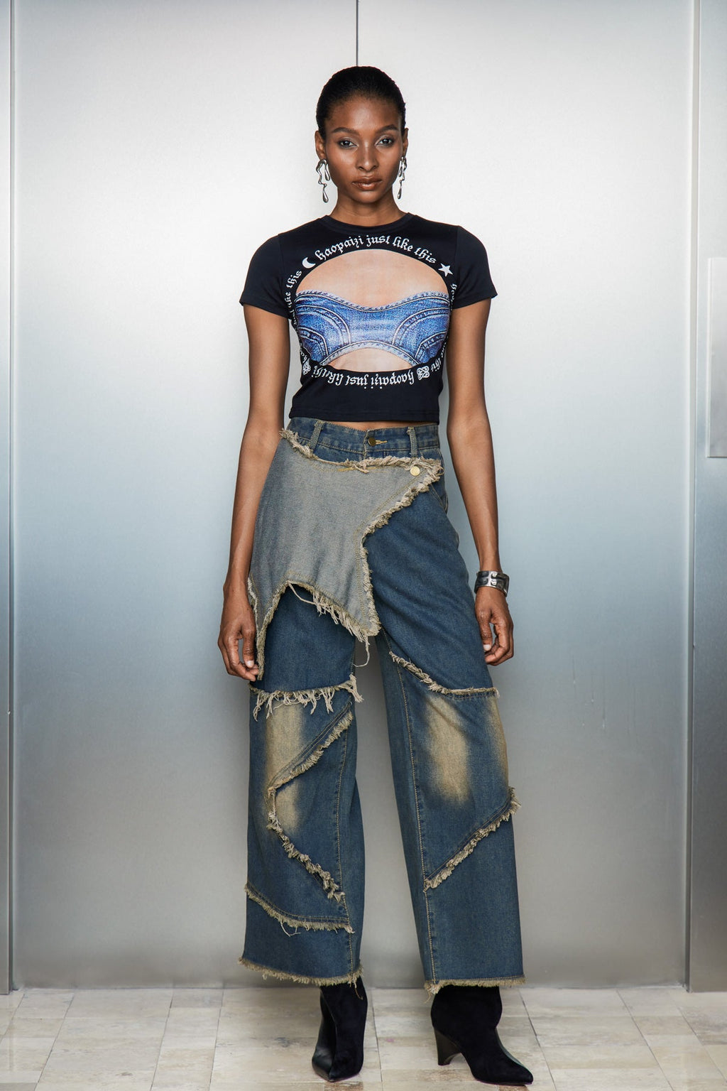 Caspar Star Fringe Straight Jeans