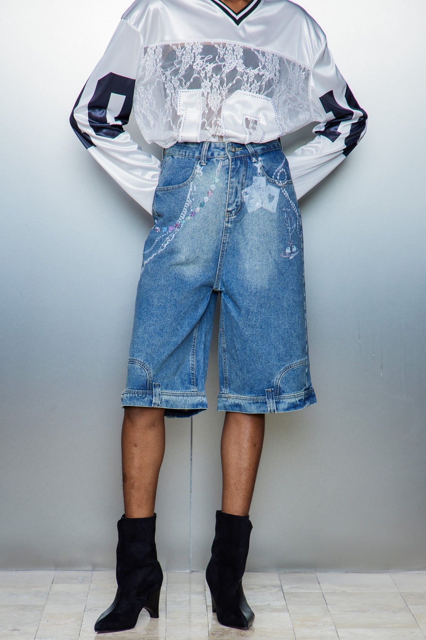 Cassia Chain Print Midi Jeans In Blue