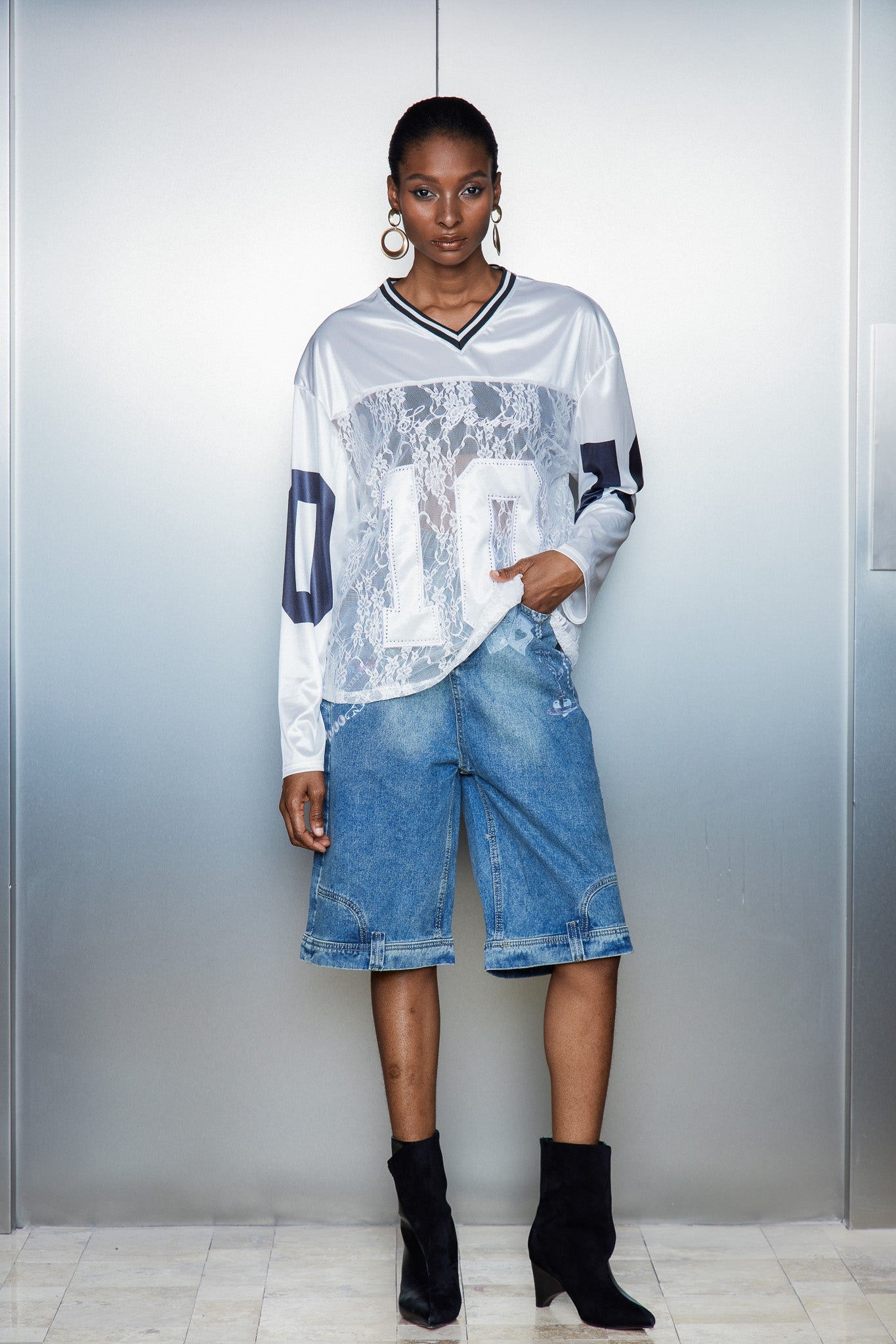 Cassia Chain Print Midi Jeans In Blue