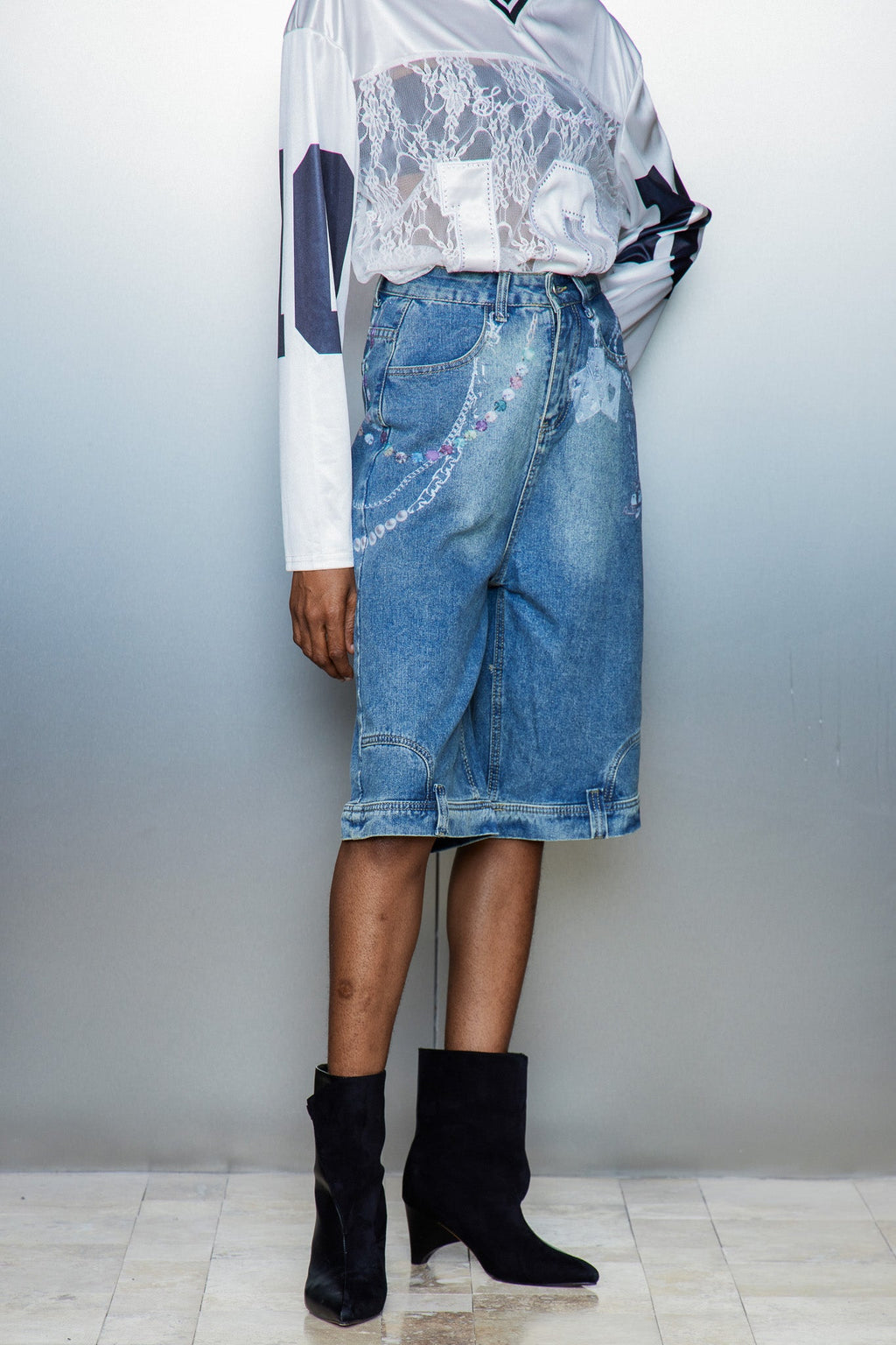 Cassia Chain Print Midi Jeans In Blue