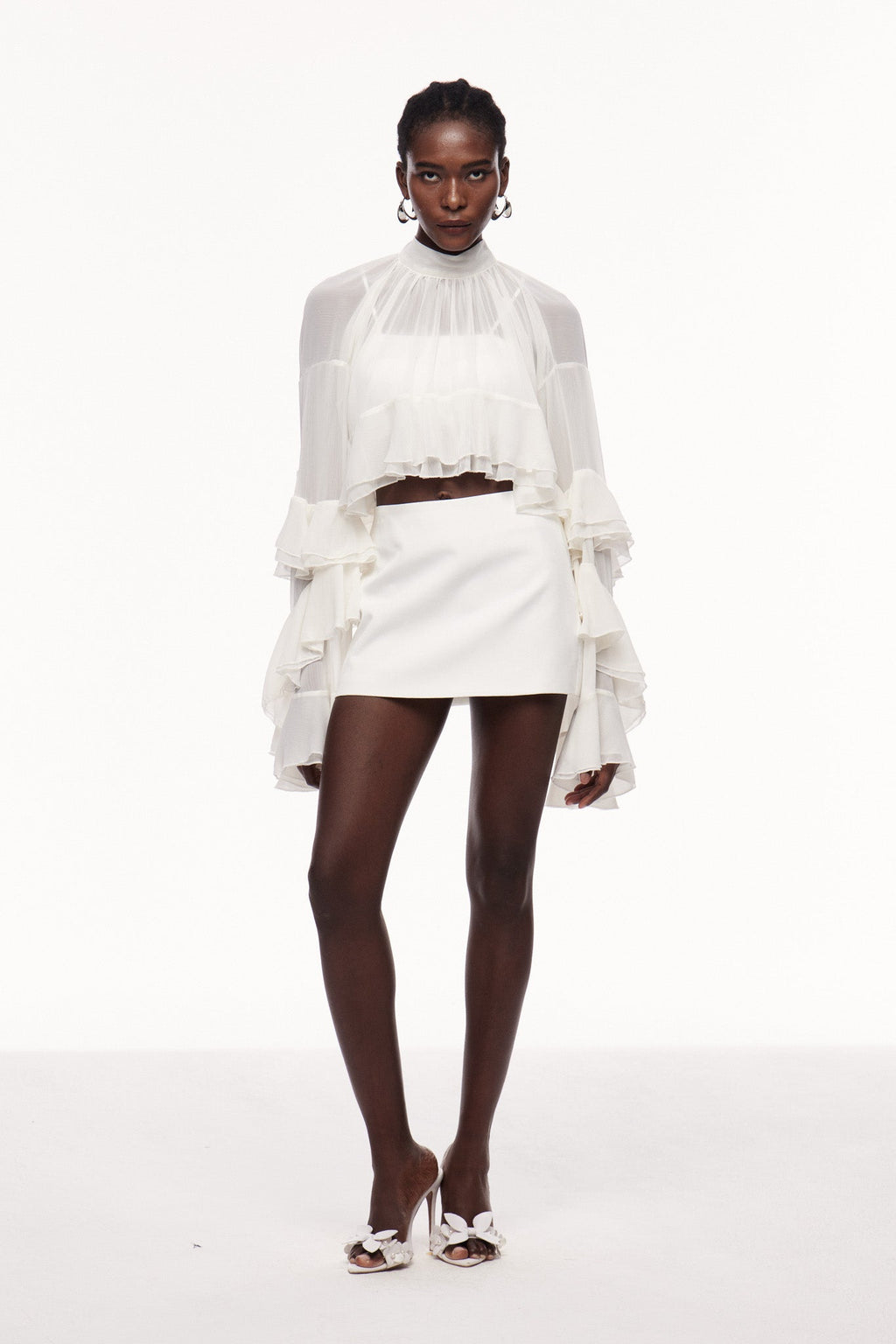 Ceallach Ruffle Long Sleeve Top In White